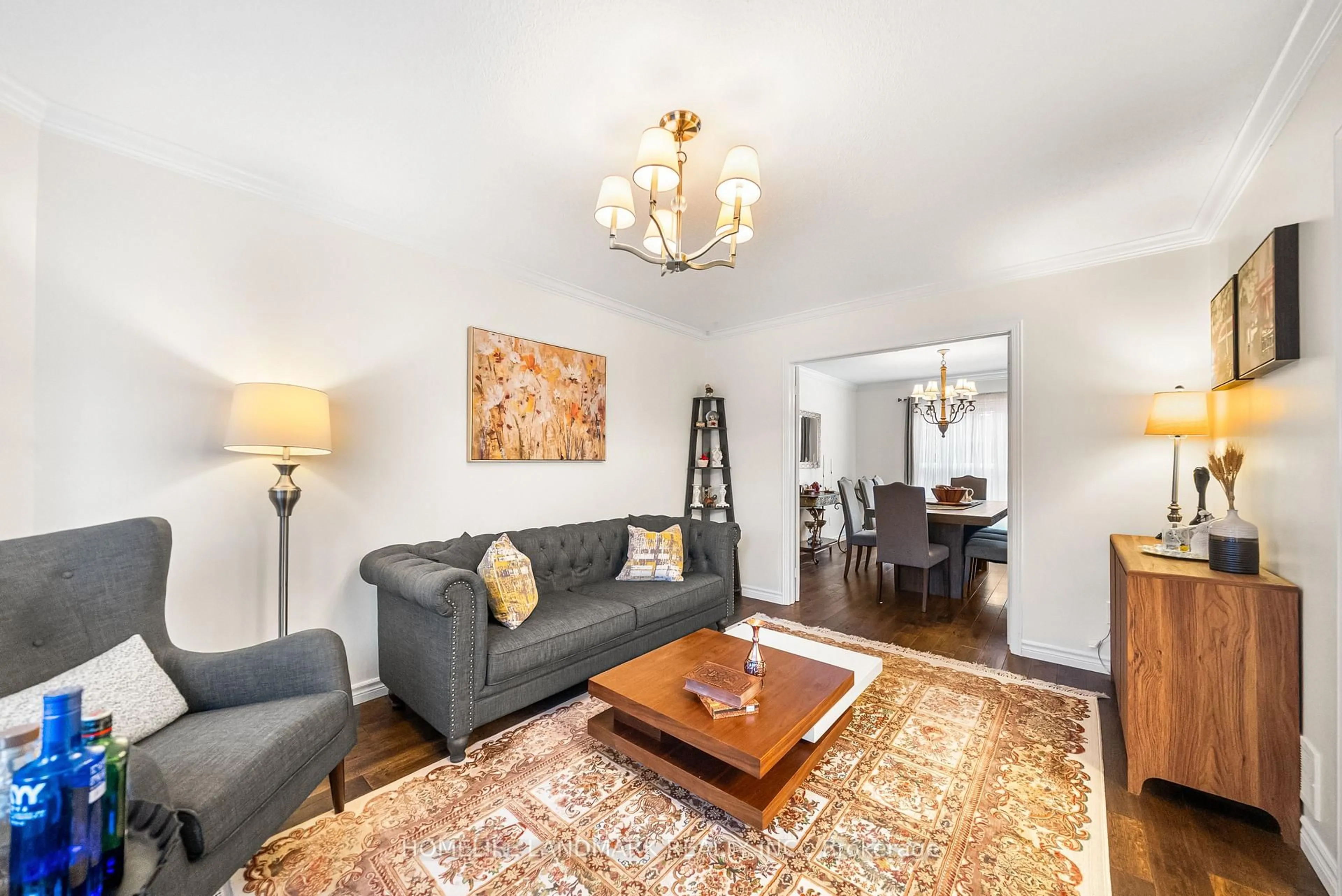 Living room with furniture, unknown for 200 Fallingbrook St, Whitby Ontario L1R 2B1