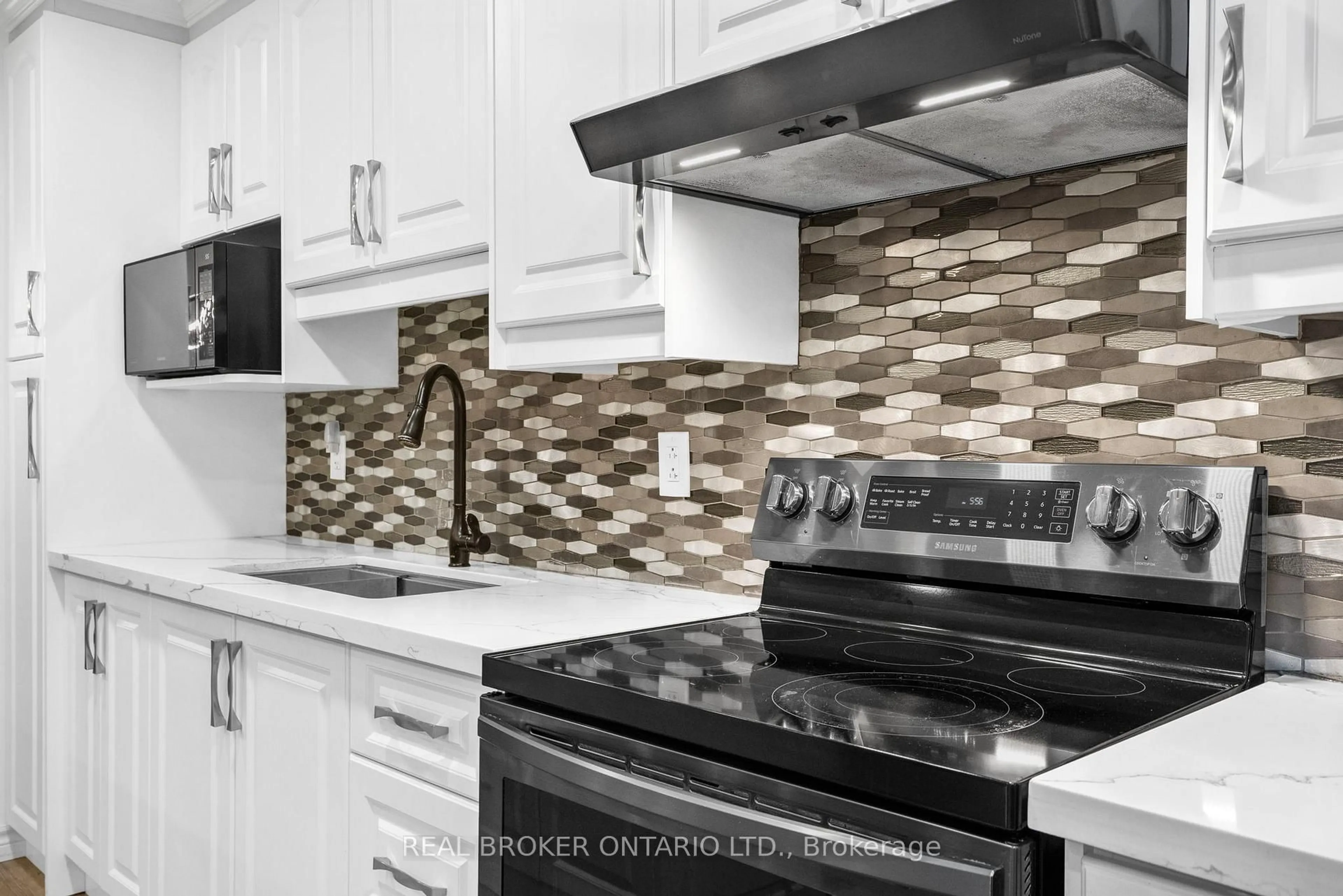 Unknown for 1200 Bridletowne Circ #102, Toronto Ontario M1W 2T9