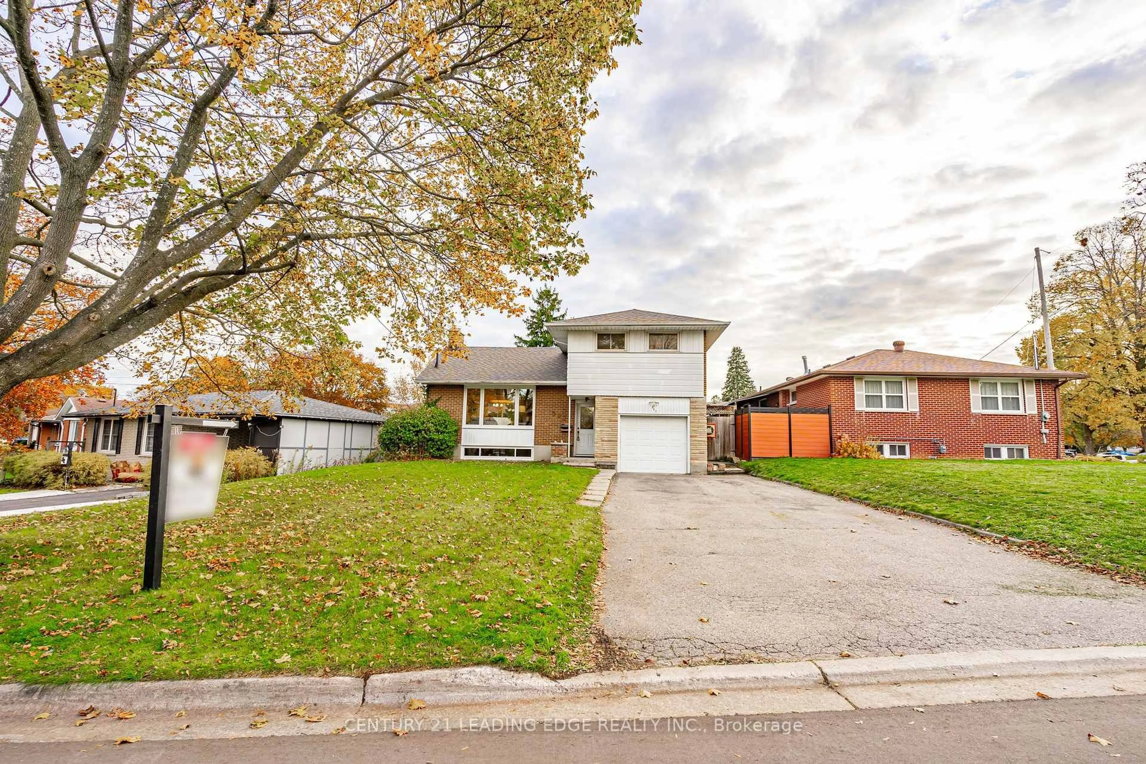 Home with brick exterior material, street for 507 Juliana Dr, Oshawa Ontario L1G 2G1