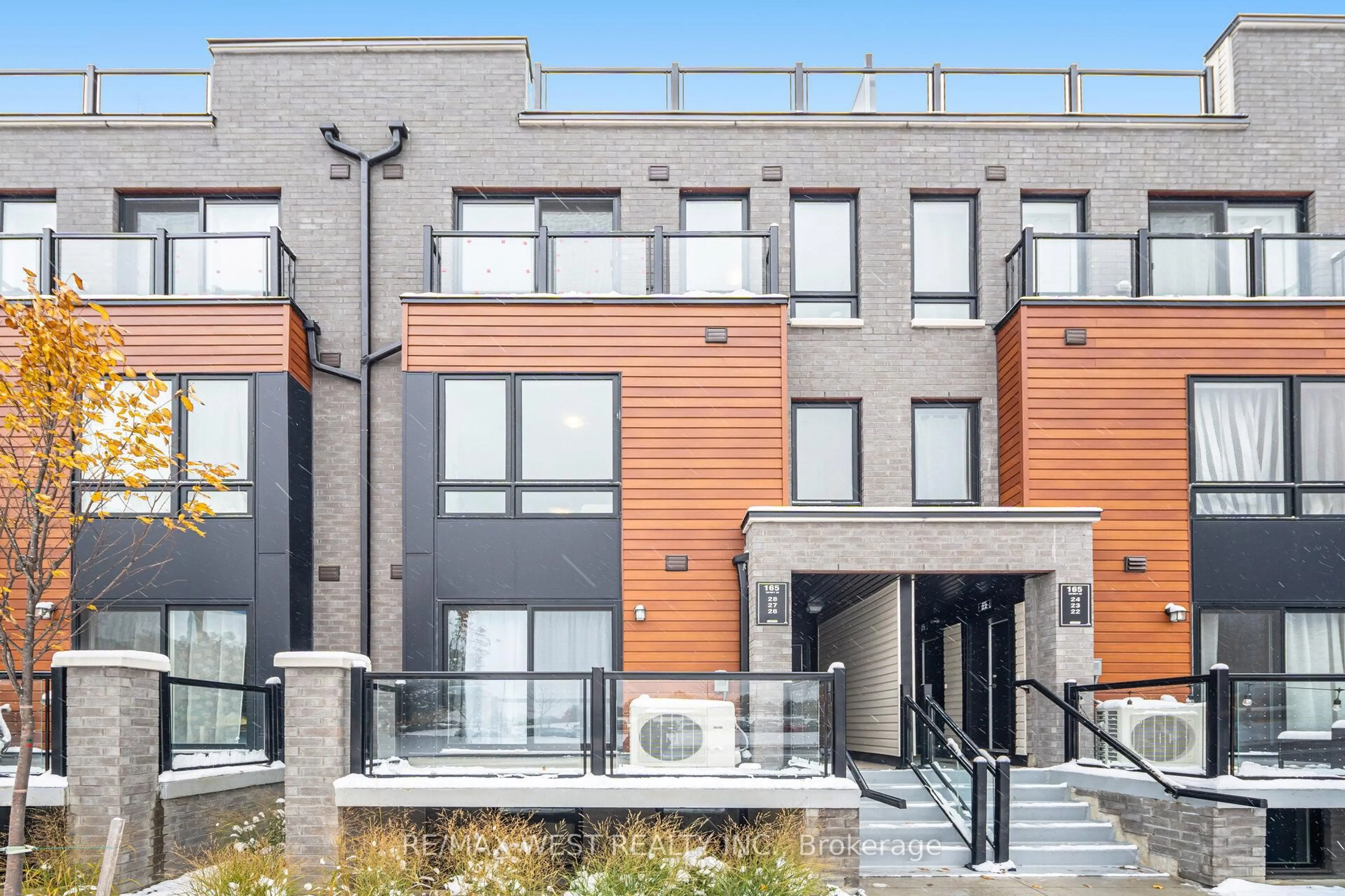 Home with brick exterior material, street for 165 Tapscott Rd #27, Toronto Ontario M1B 0E8