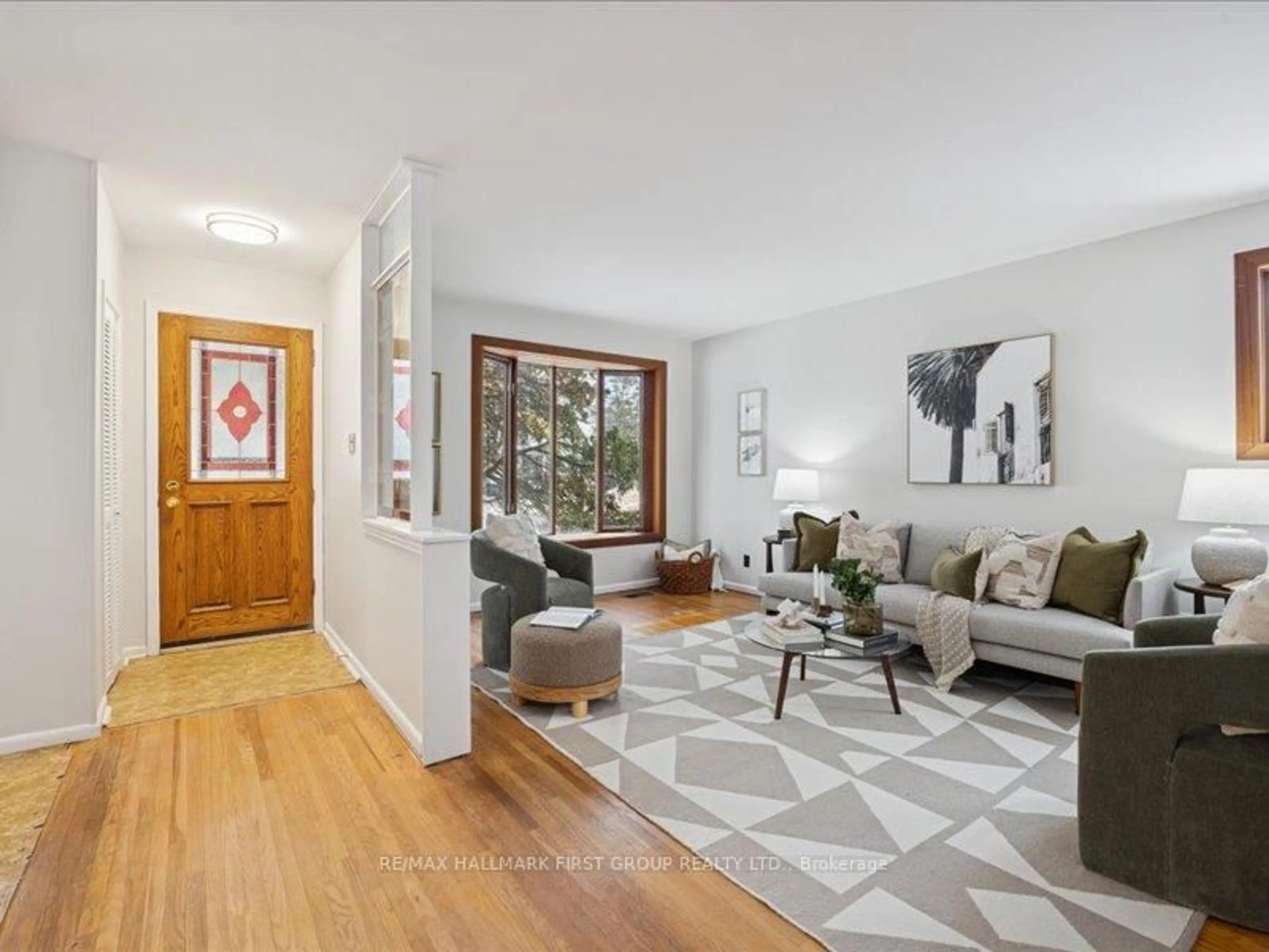 Living room with furniture, unknown for 852 Bem Ave, Pickering Ontario L1W 1X3