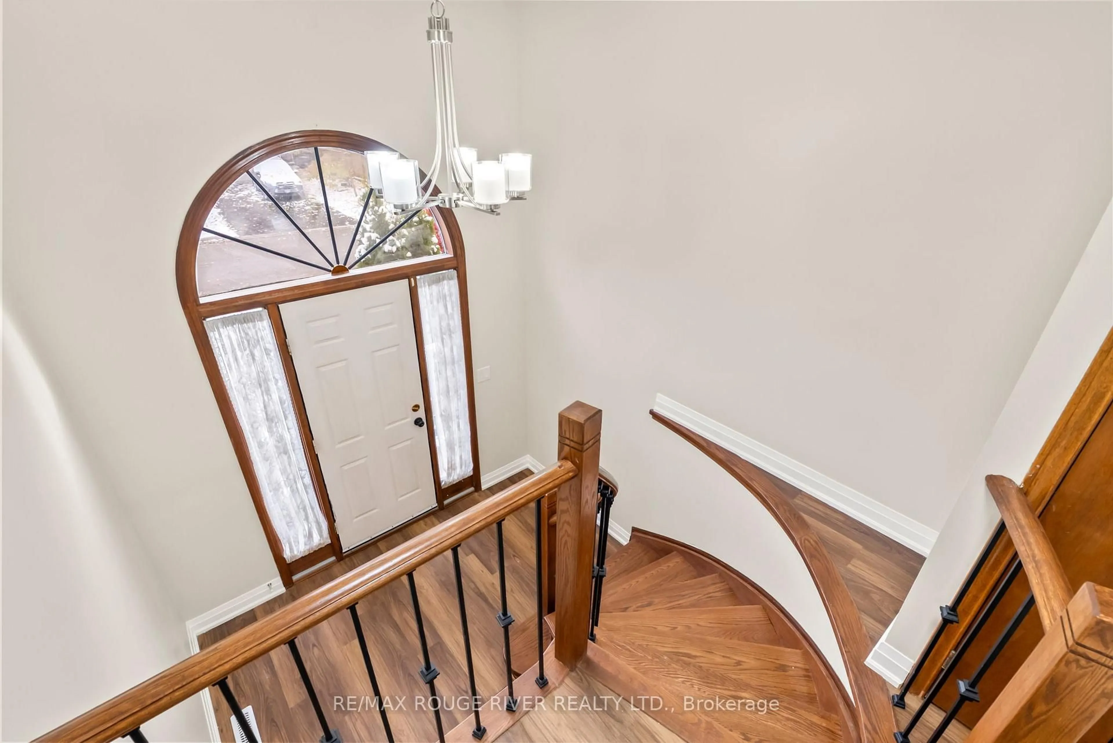 Unknown for 16 Borland Crt, Clarington Ontario L1C 4T6