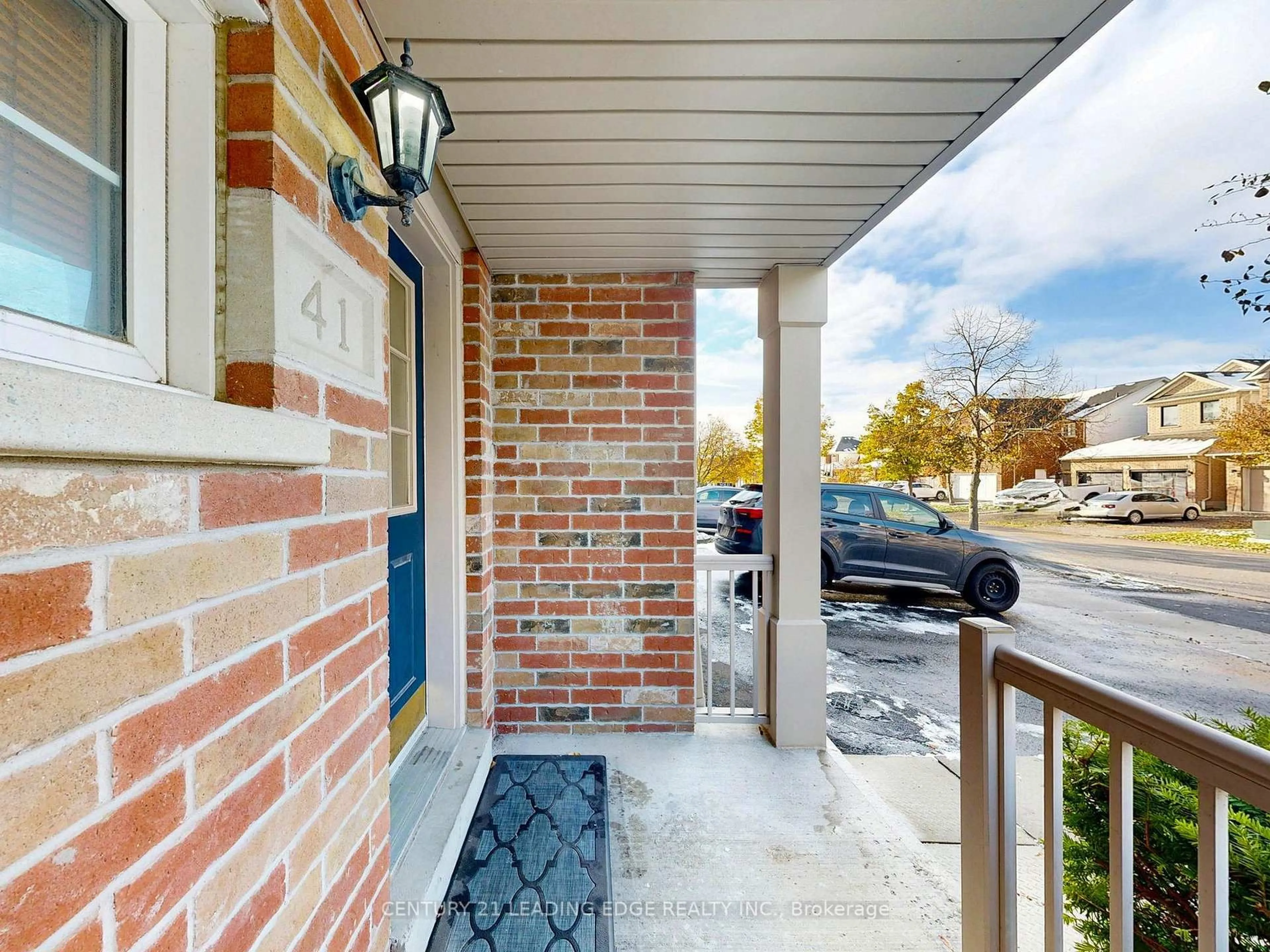 Unknown for 41 Telegraph Dr, Whitby Ontario L1P 1S3