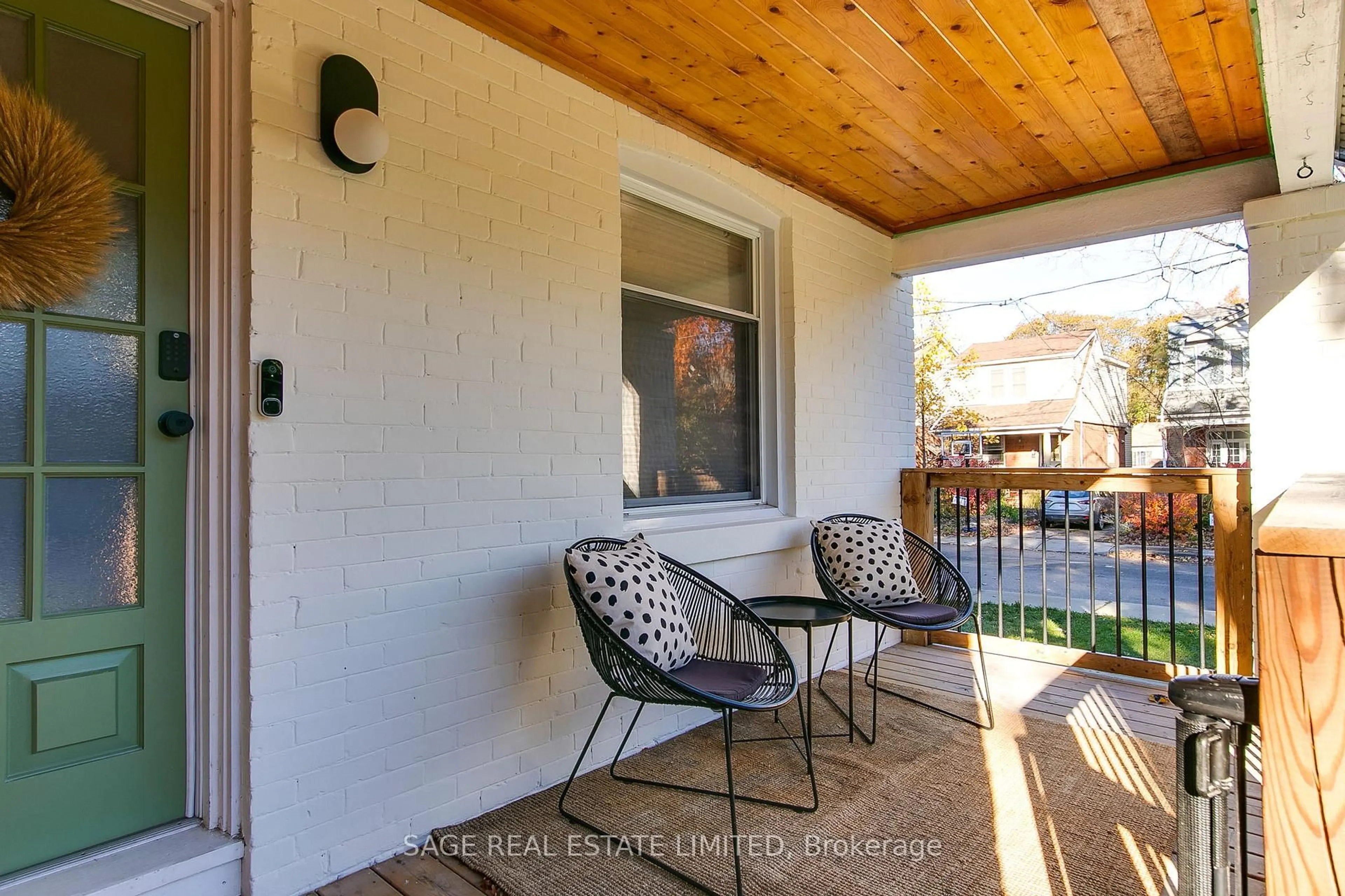 Patio, street for 40 Kildonan Rd, Toronto Ontario M4E 2N6