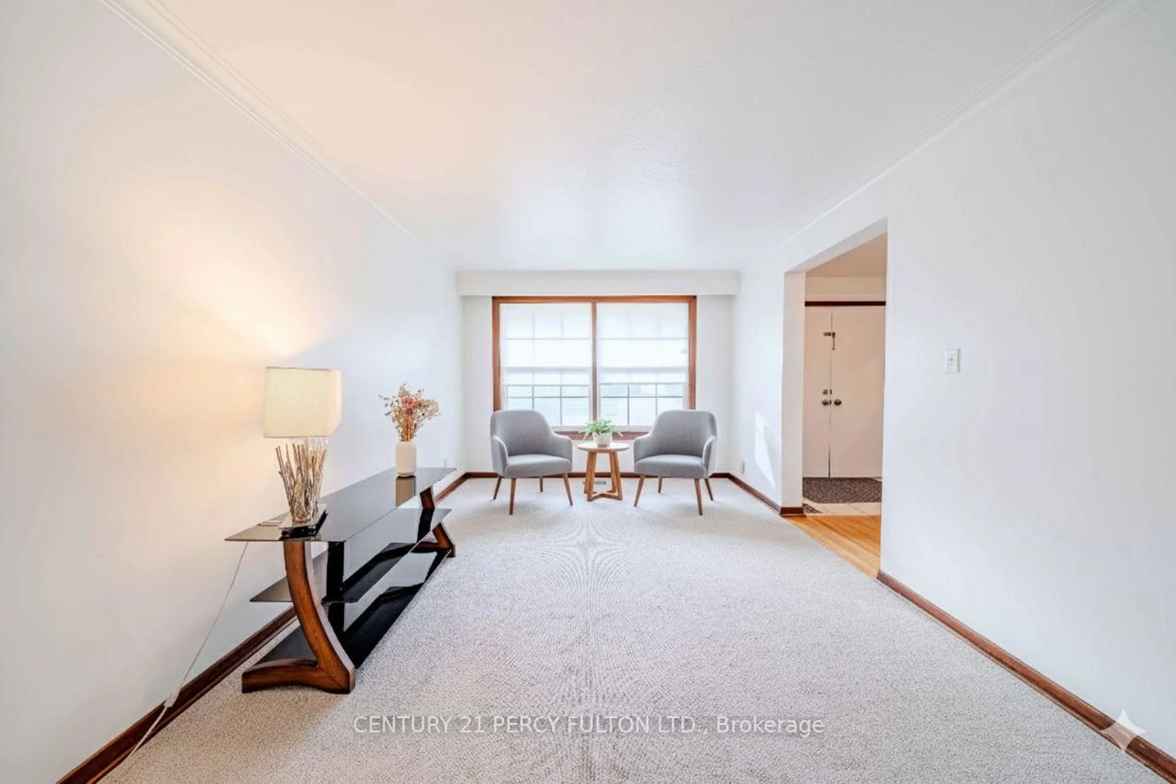 Living room with furniture, unknown for 3 Griselda Cres, Toronto Ontario M1G 3P5