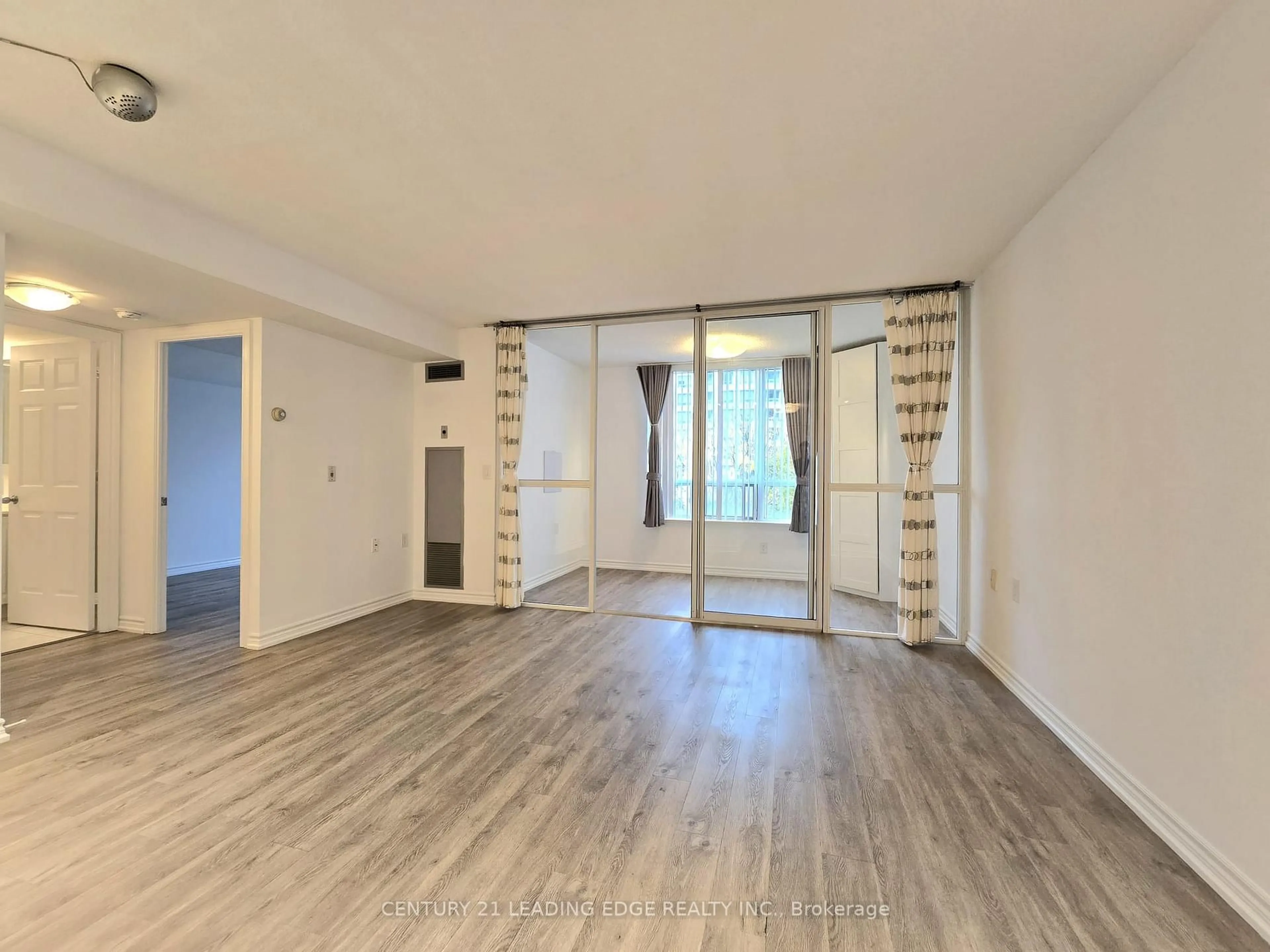 A pic of a room for 2627 McCowan Rd #502, Toronto Ontario M1S 5T1