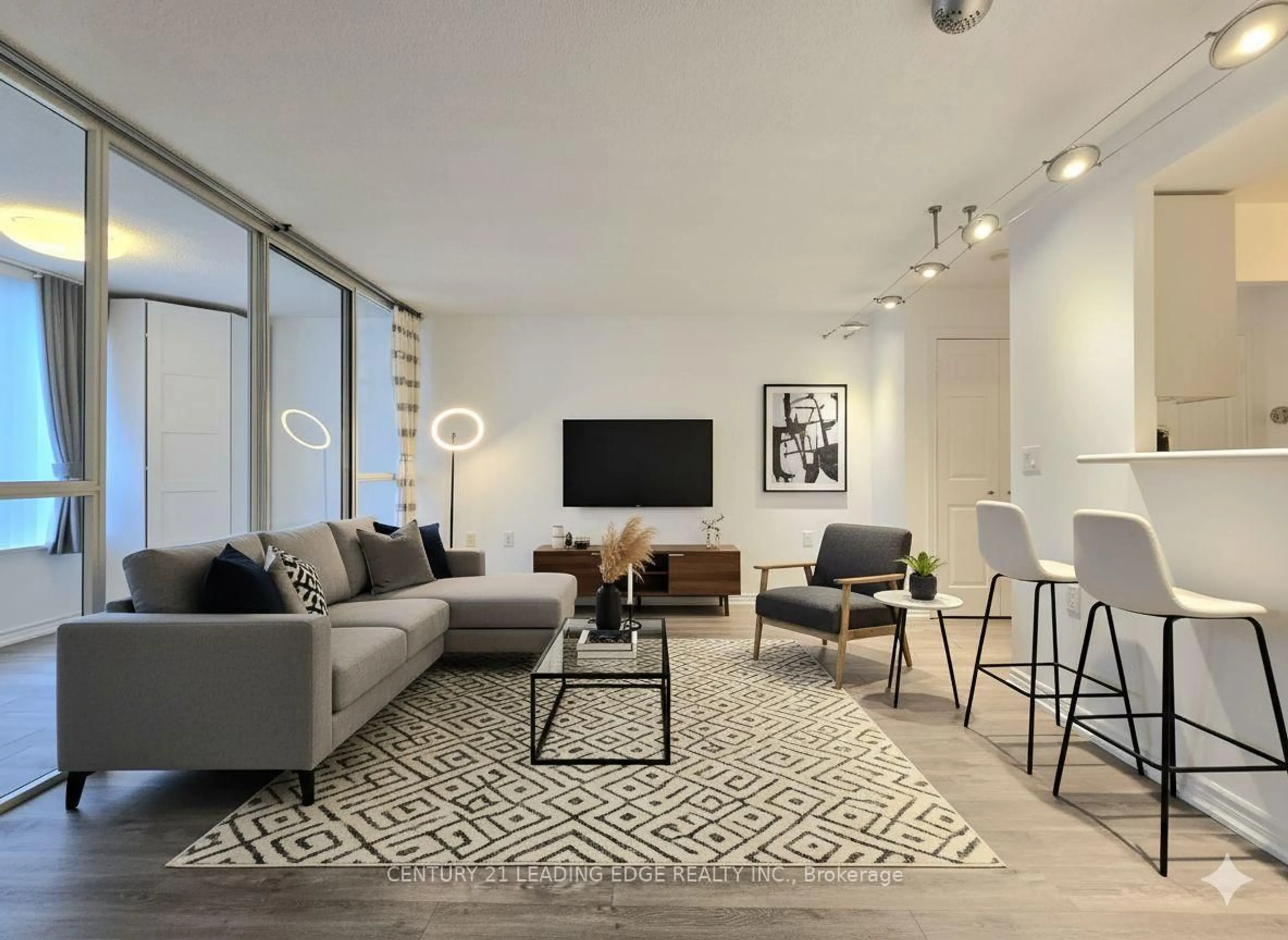 Living room with furniture, unknown for 2627 McCowan Rd #502, Toronto Ontario M1S 5T1