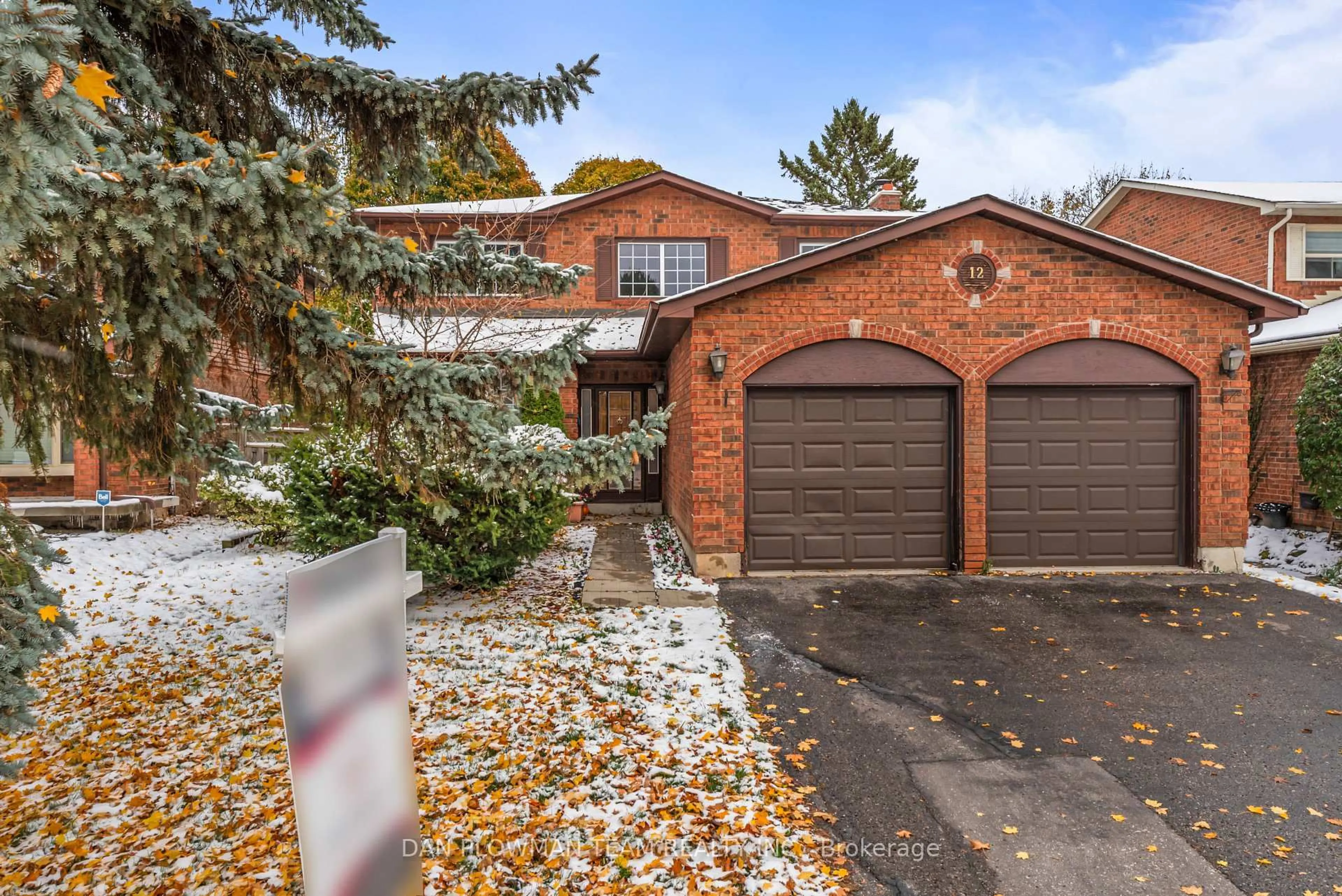 Home with brick exterior material, street for 12 Robinson Cres, Whitby Ontario L1N 6W5