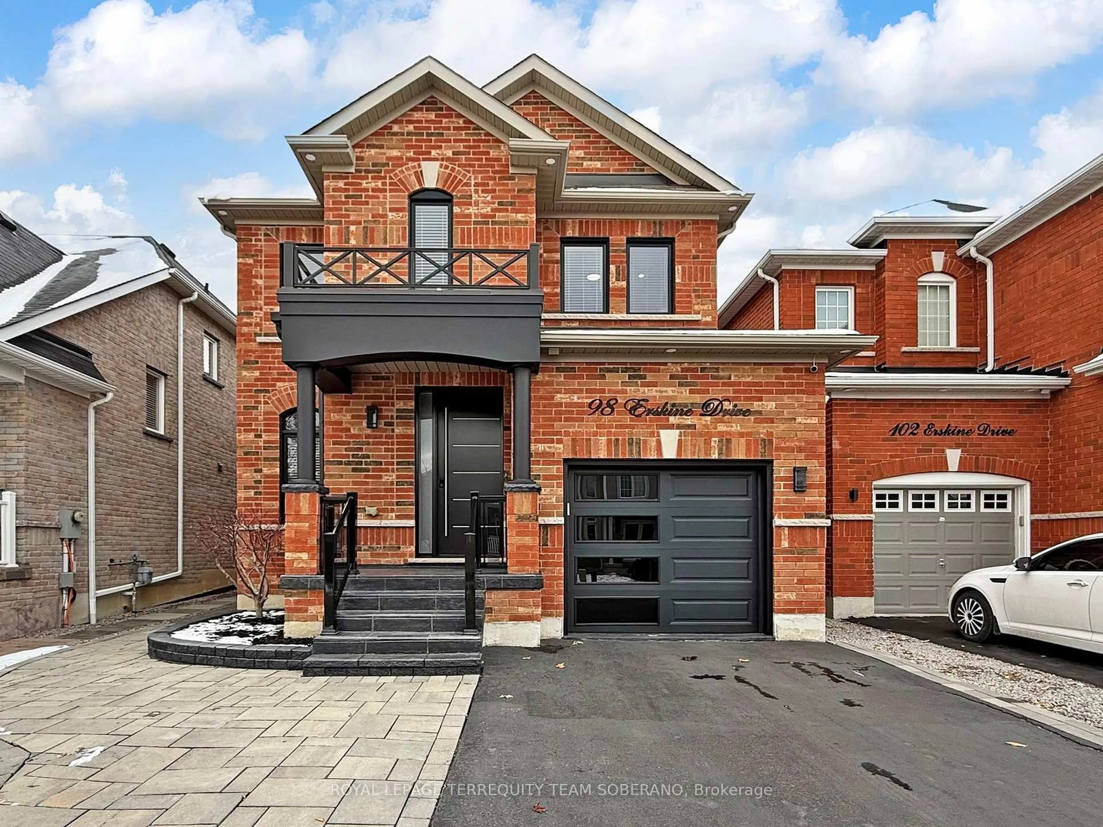 Home with brick exterior material, street for 98 Erskine Dr, Clarington Ontario L1B 0C8