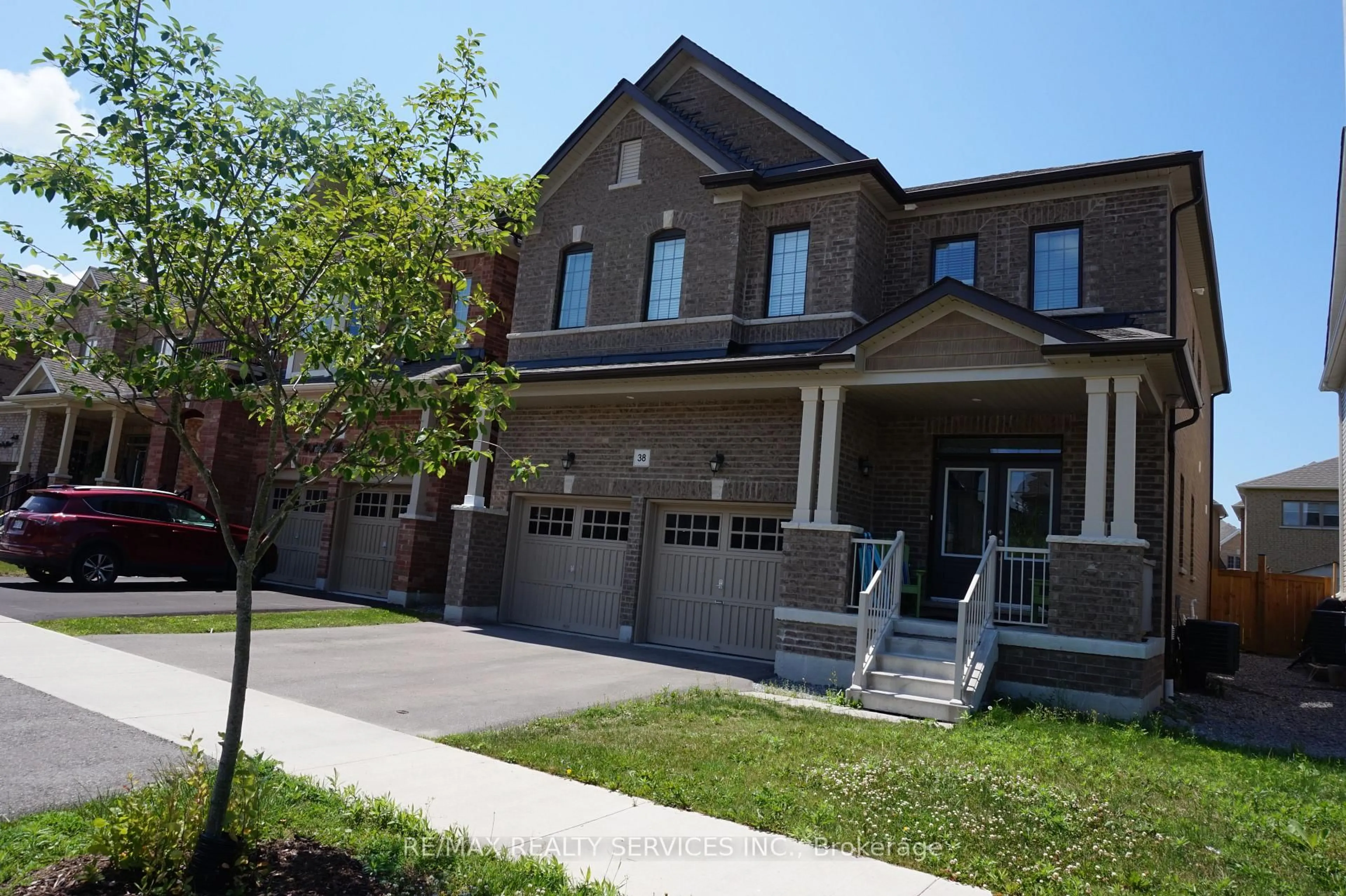 Home with brick exterior material, street for 38 Arthur Mclaughlin St, Clarington Ontario L1C 0T6