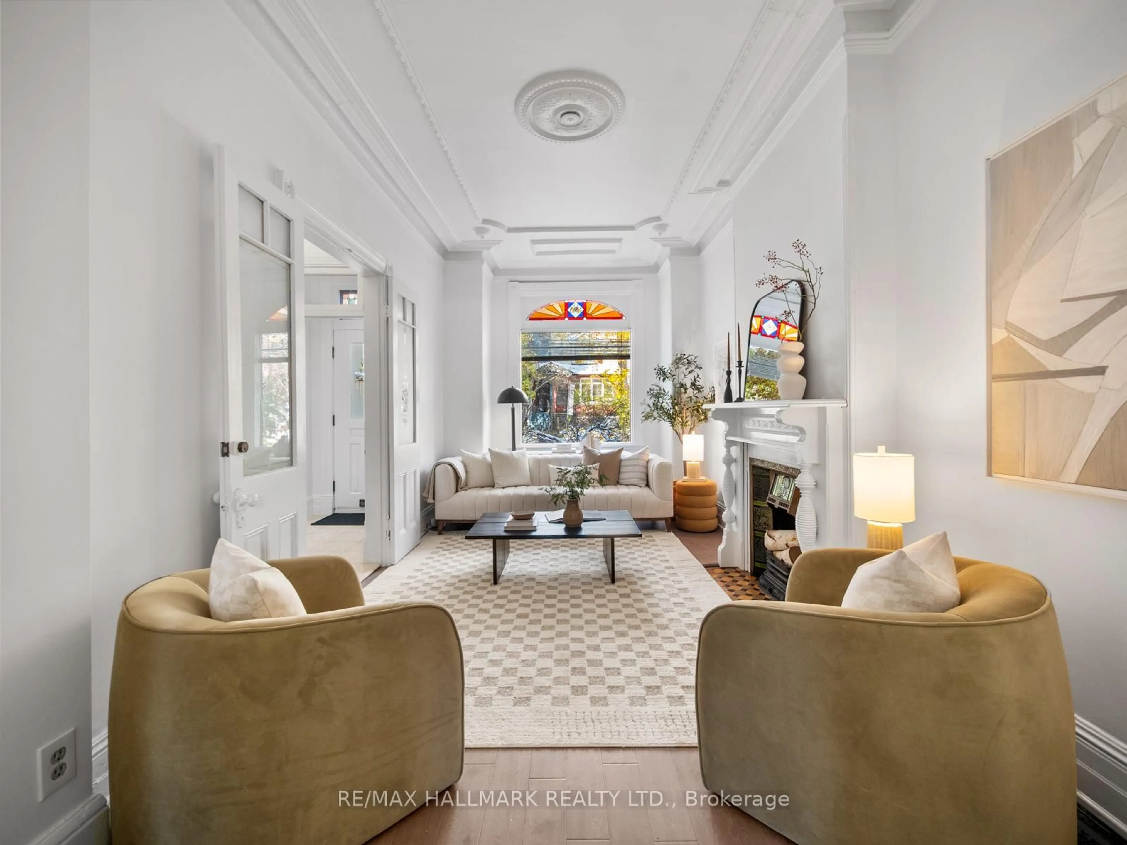 Unknown for 133 Langley Ave, Toronto Ontario M4K 1B6