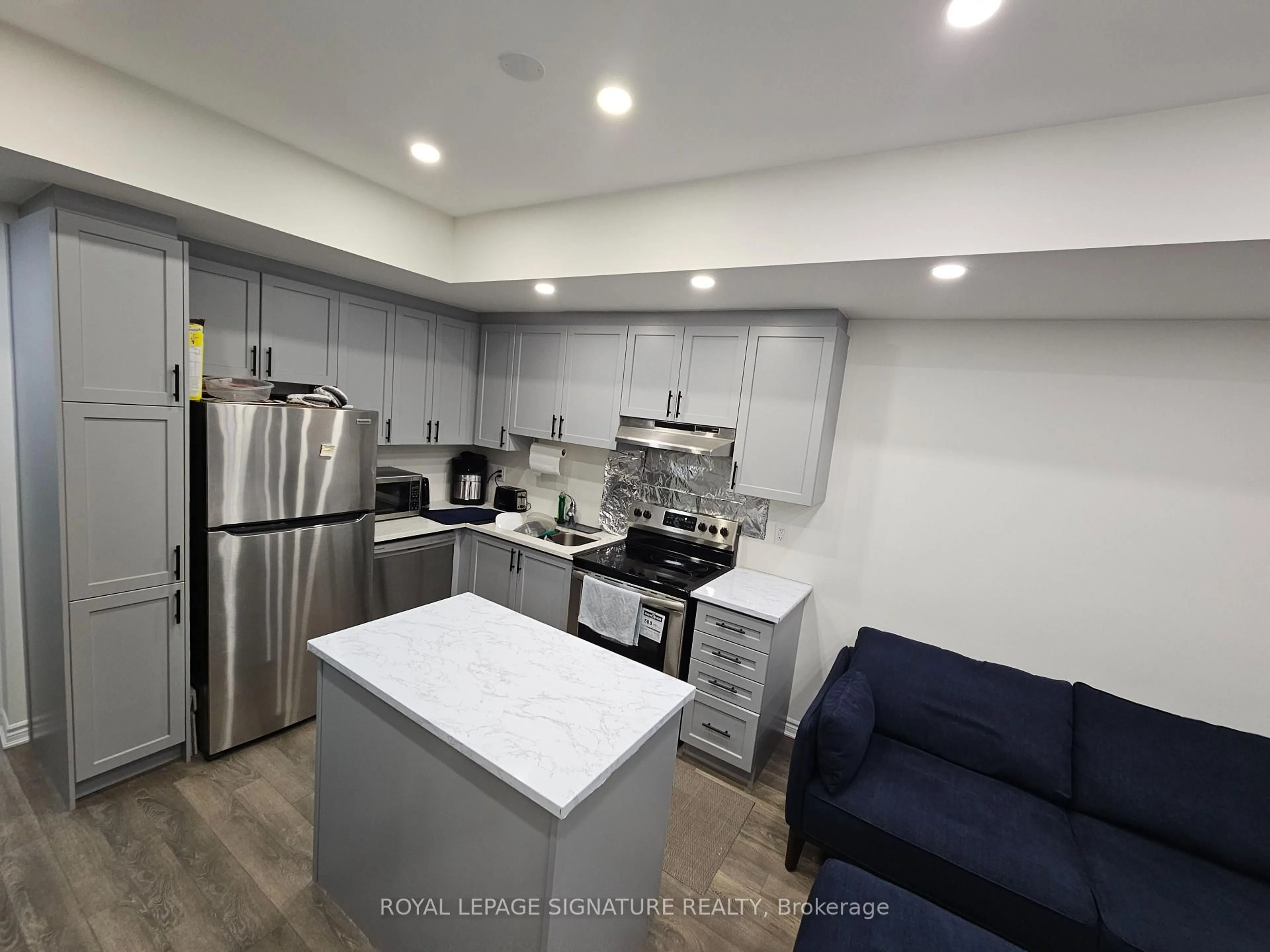 Open concept kitchen, unknown for 2787 Eglinton Ave #337, Toronto Ontario M1J 0B2