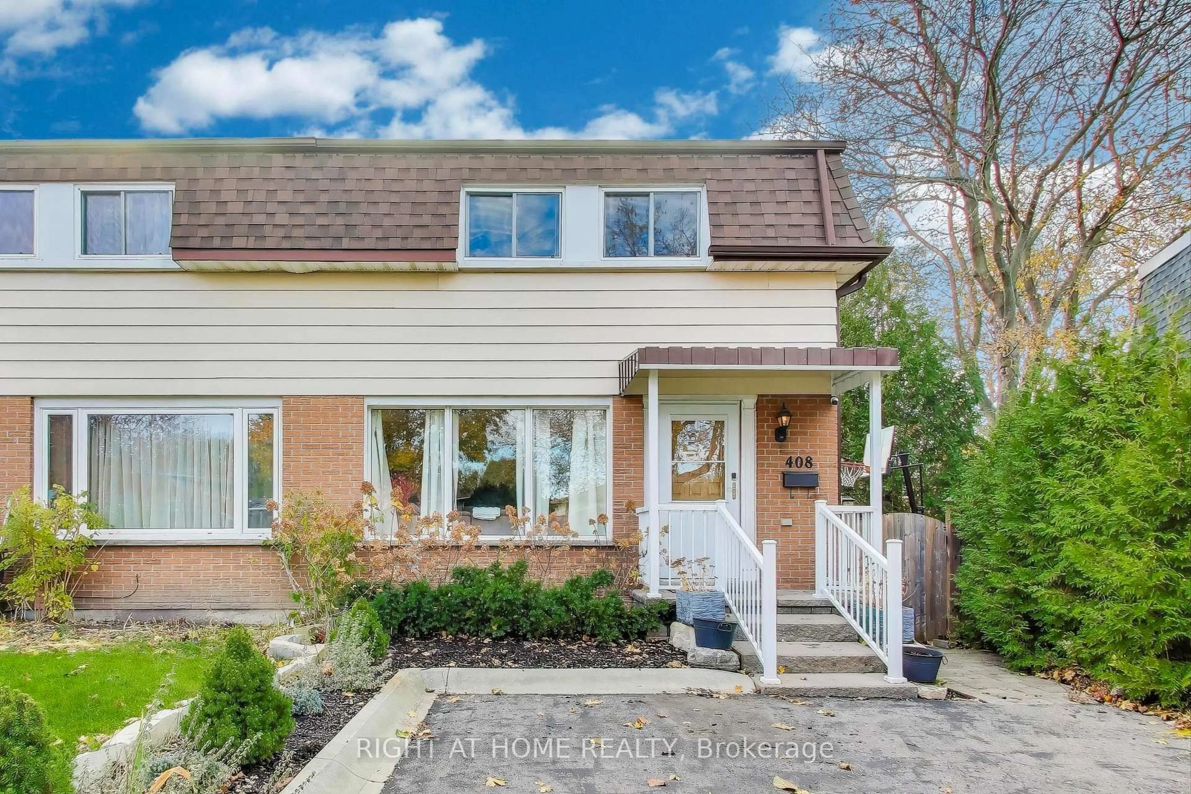 Home with brick exterior material, street for 408 Camelot Crt, Oshawa Ontario L1G 6P7