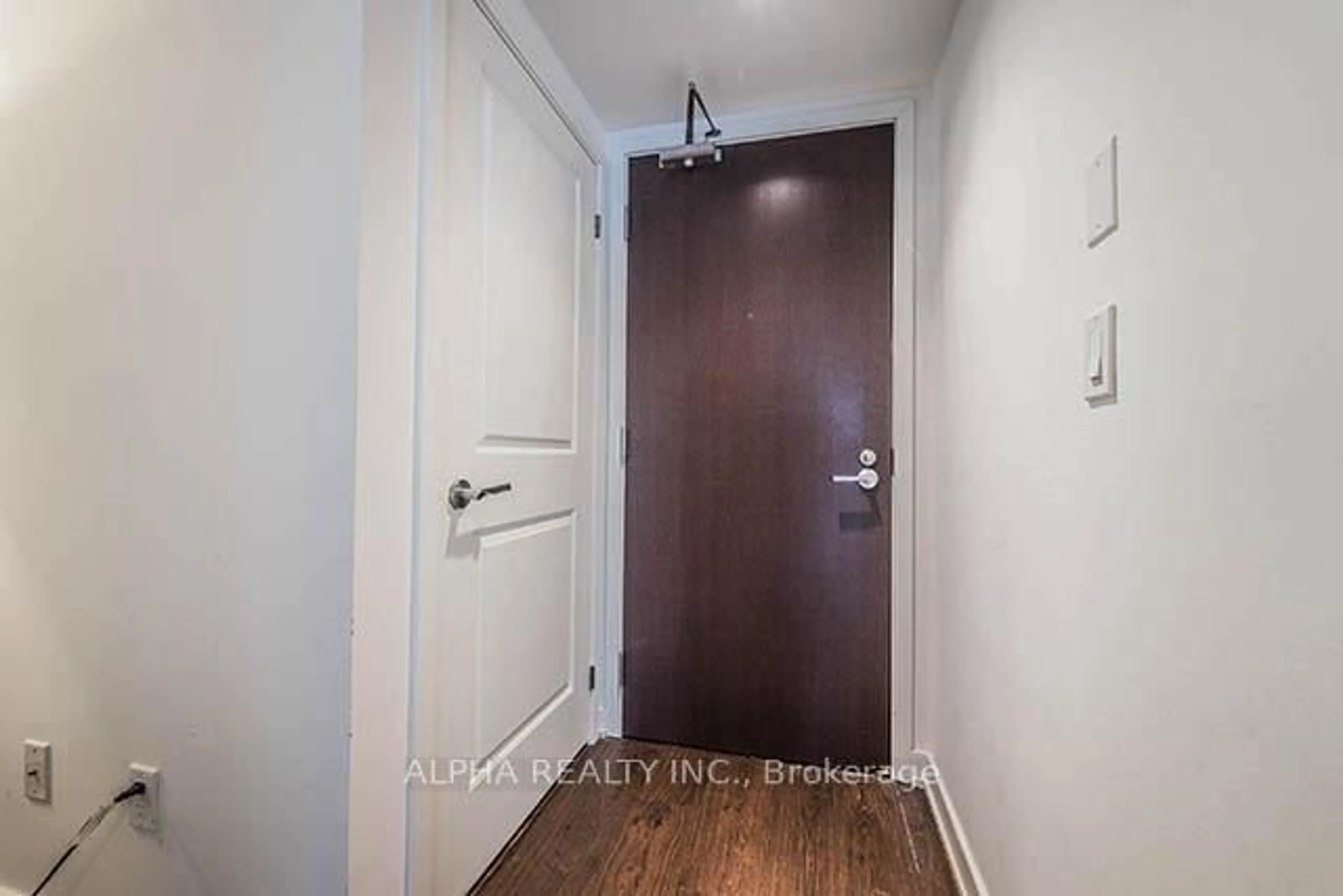 Indoor entryway for 185 Bonis Ave #1710, Toronto Ontario M1T 0A4