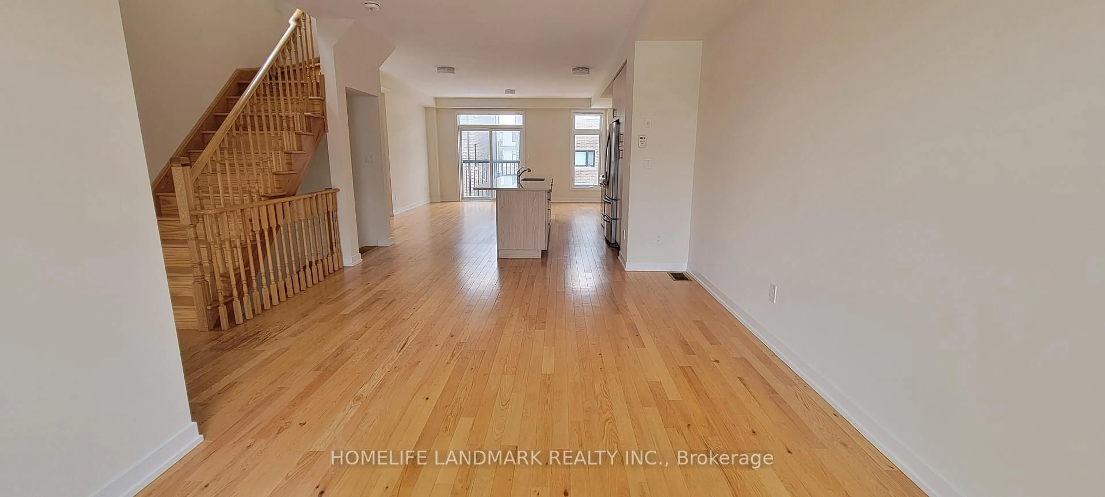 A pic of a room for 2514 Castlegate Crossing, Pickering Ontario M1X 0H6