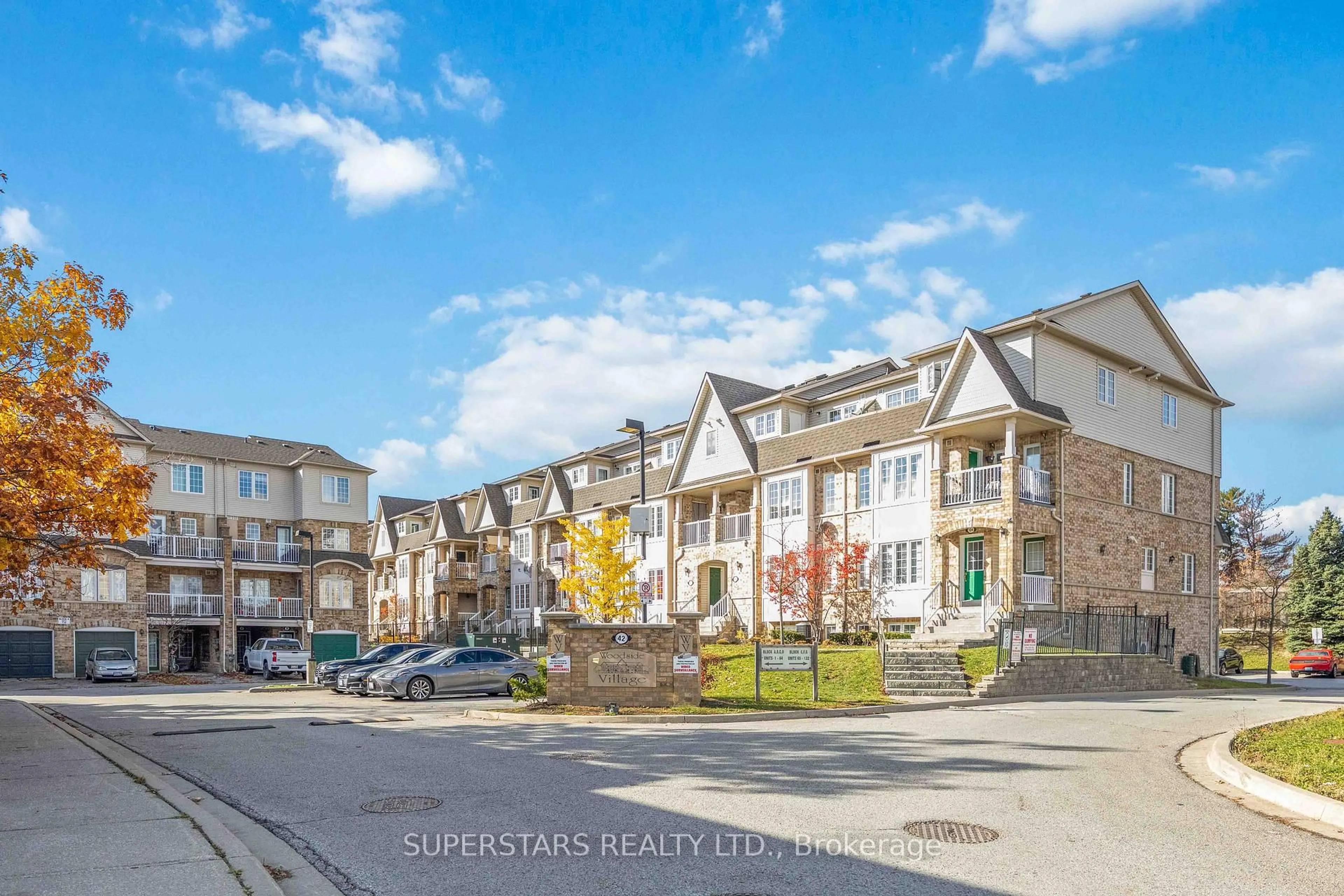 A pic from outside/outdoor area/front of a property/back of a property/a pic from drone, unknown for 42 Pinery Tr #120, Toronto Ontario M1B 6K2