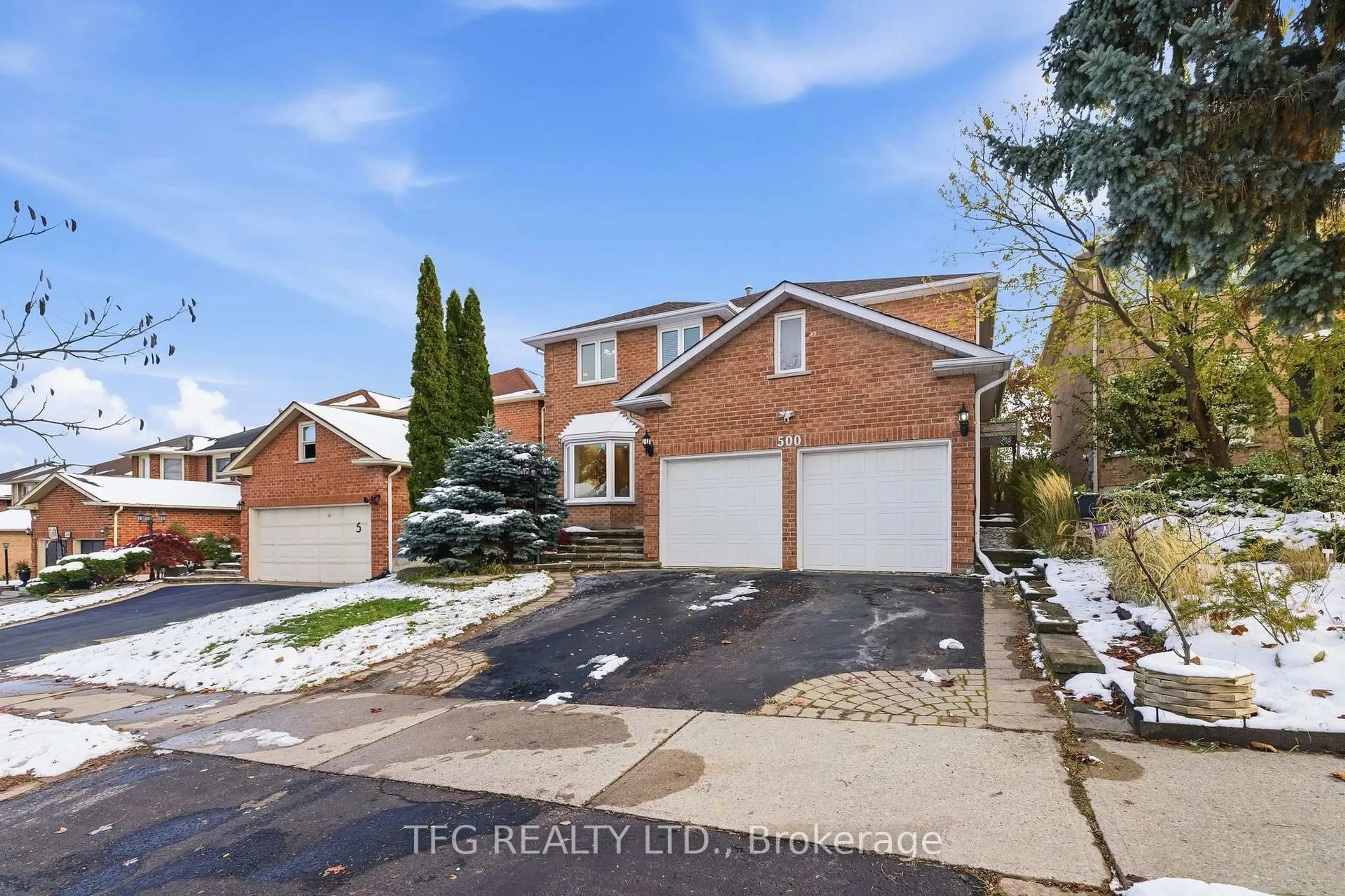 Unknown for 500 Sundown Cres, Pickering Ontario L1V 6A7