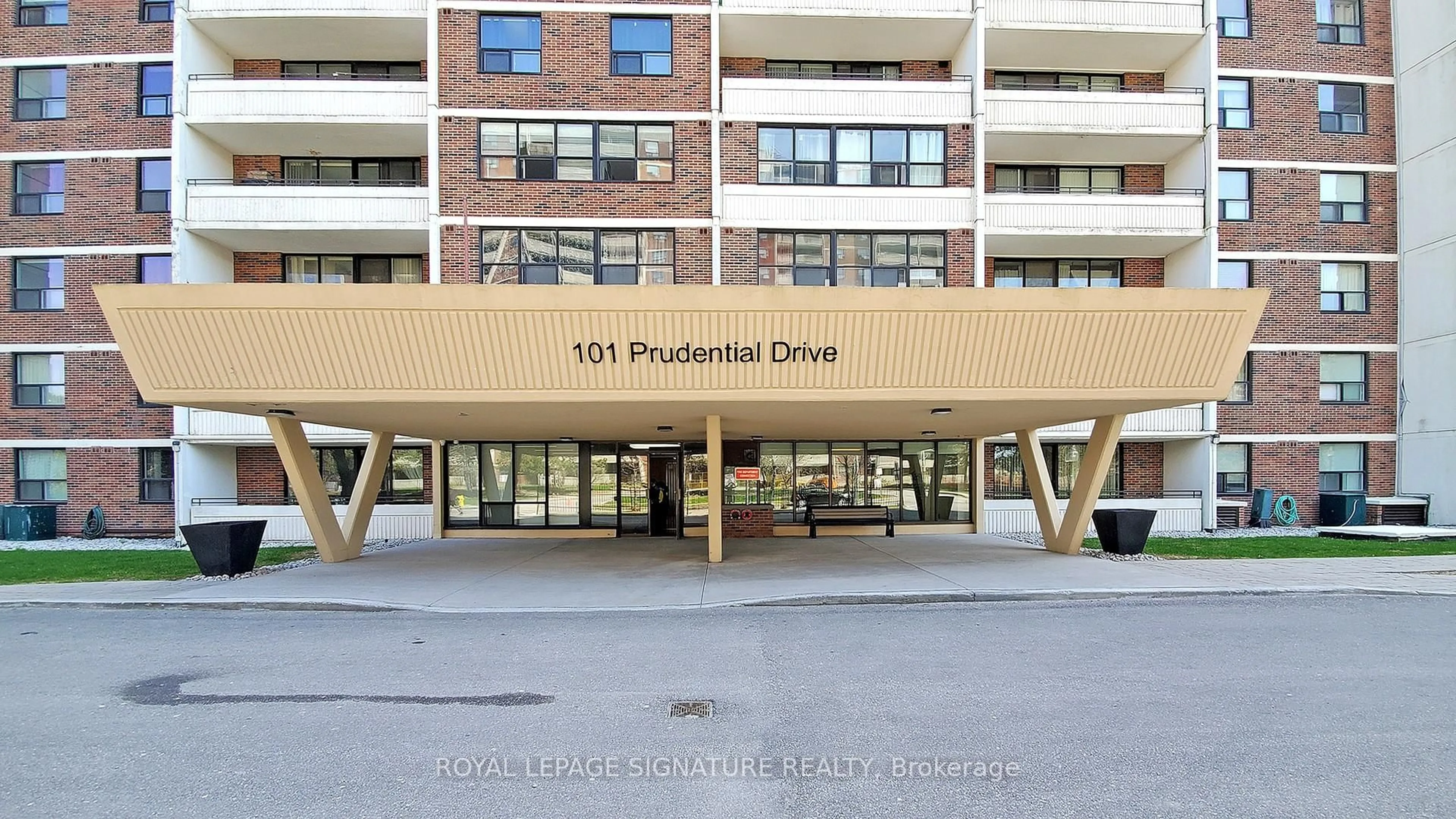 Unknown for 101 Prudential Dr ## 1705, Toronto Ontario M1P 4S5