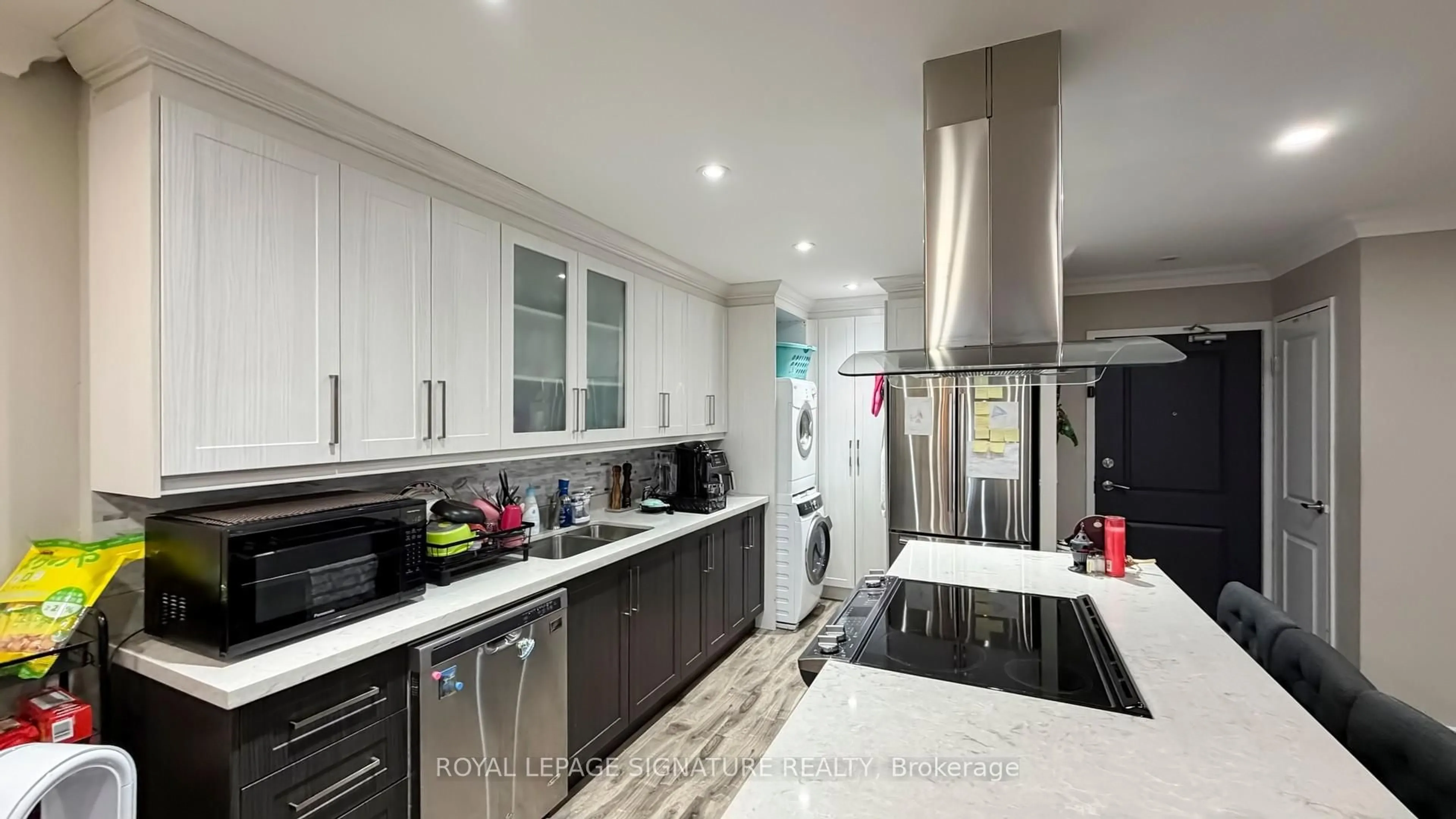 Contemporary kitchen, ceramic/tile floor for 101 Prudential Dr ## 1705, Toronto Ontario M1P 4S5