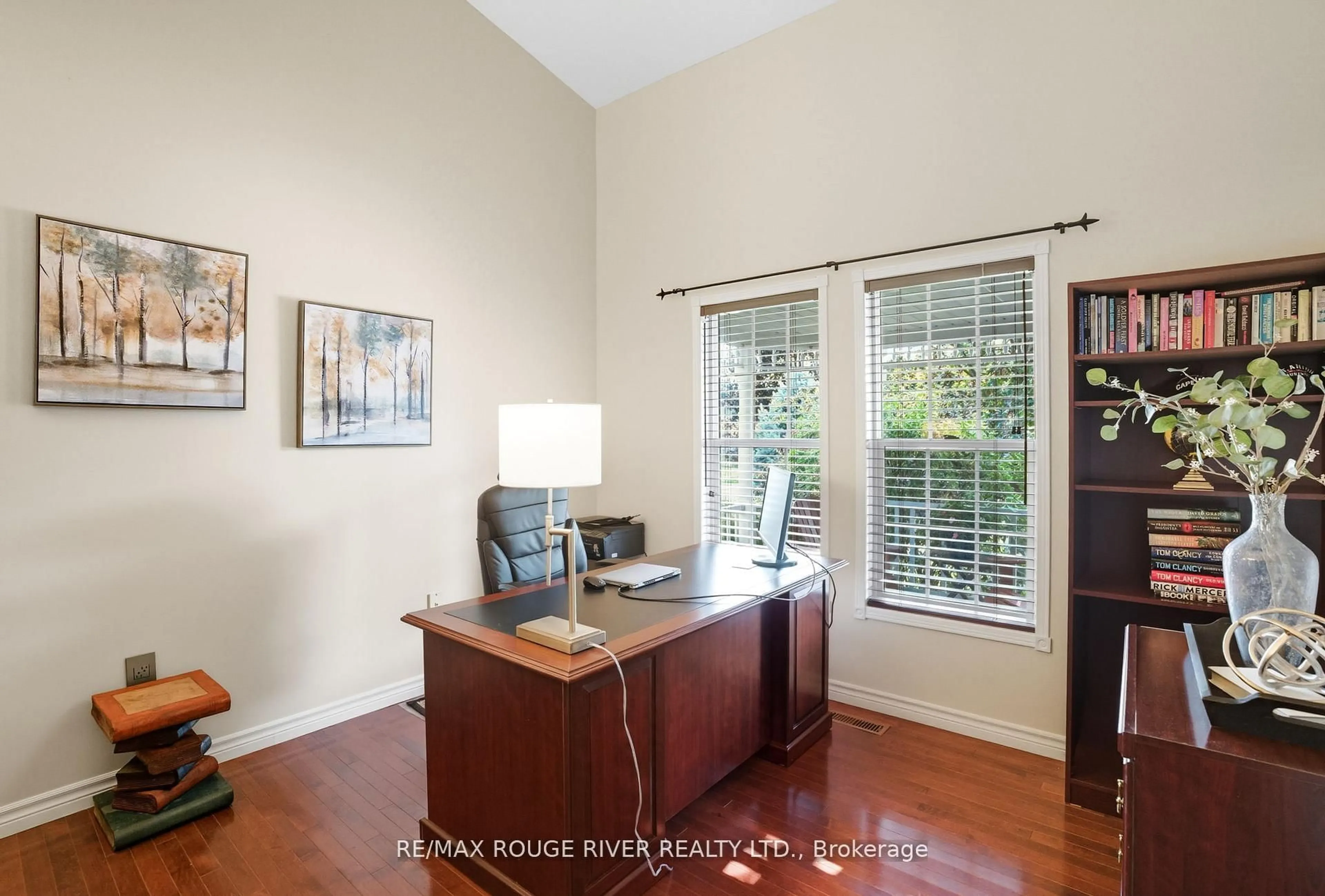 A pic of a room for 79 Watford St, Whitby Ontario L1M 1E8