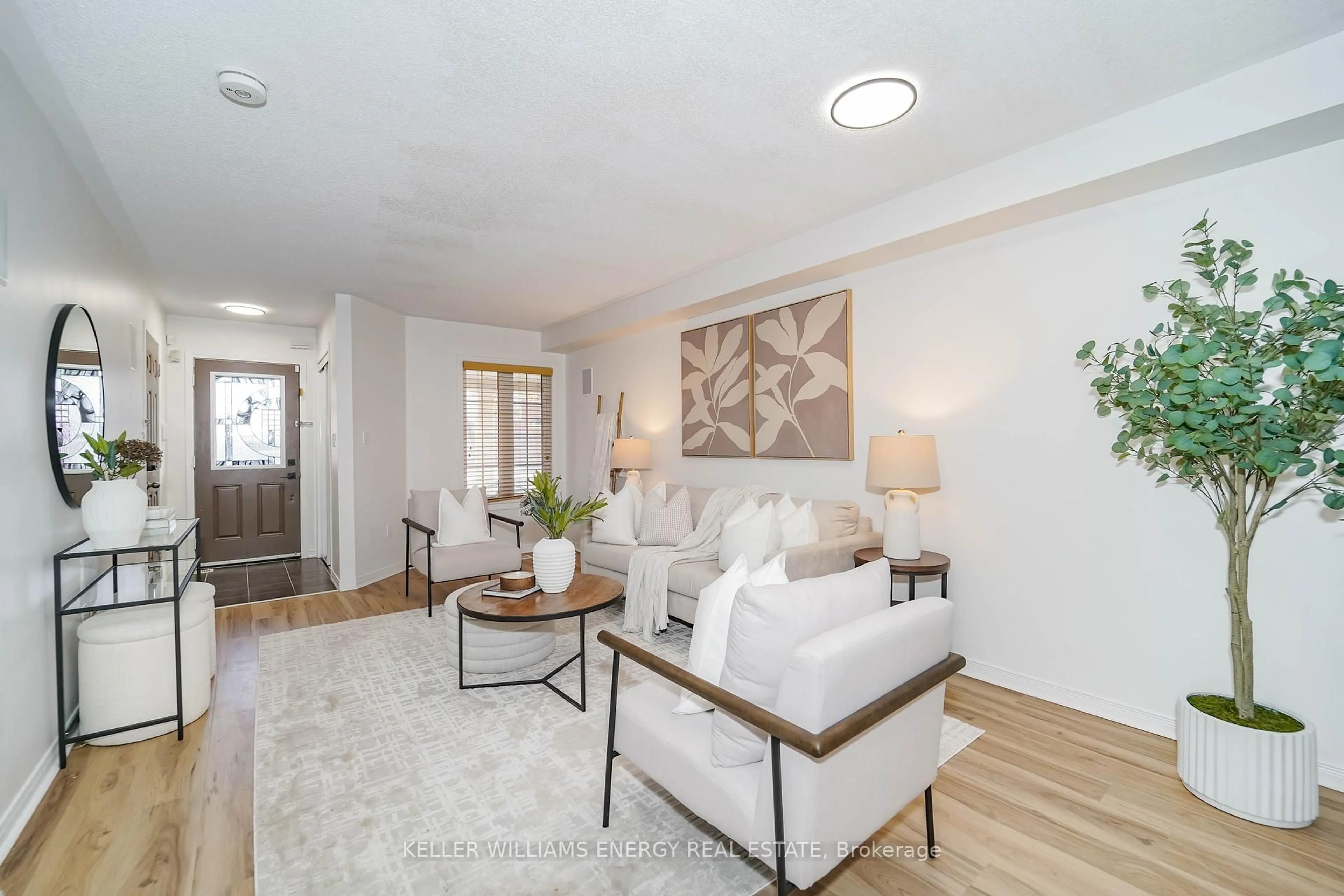 Living room with furniture, unknown for 38 Elliottglen Dr, Ajax Ontario L1Z 0H2