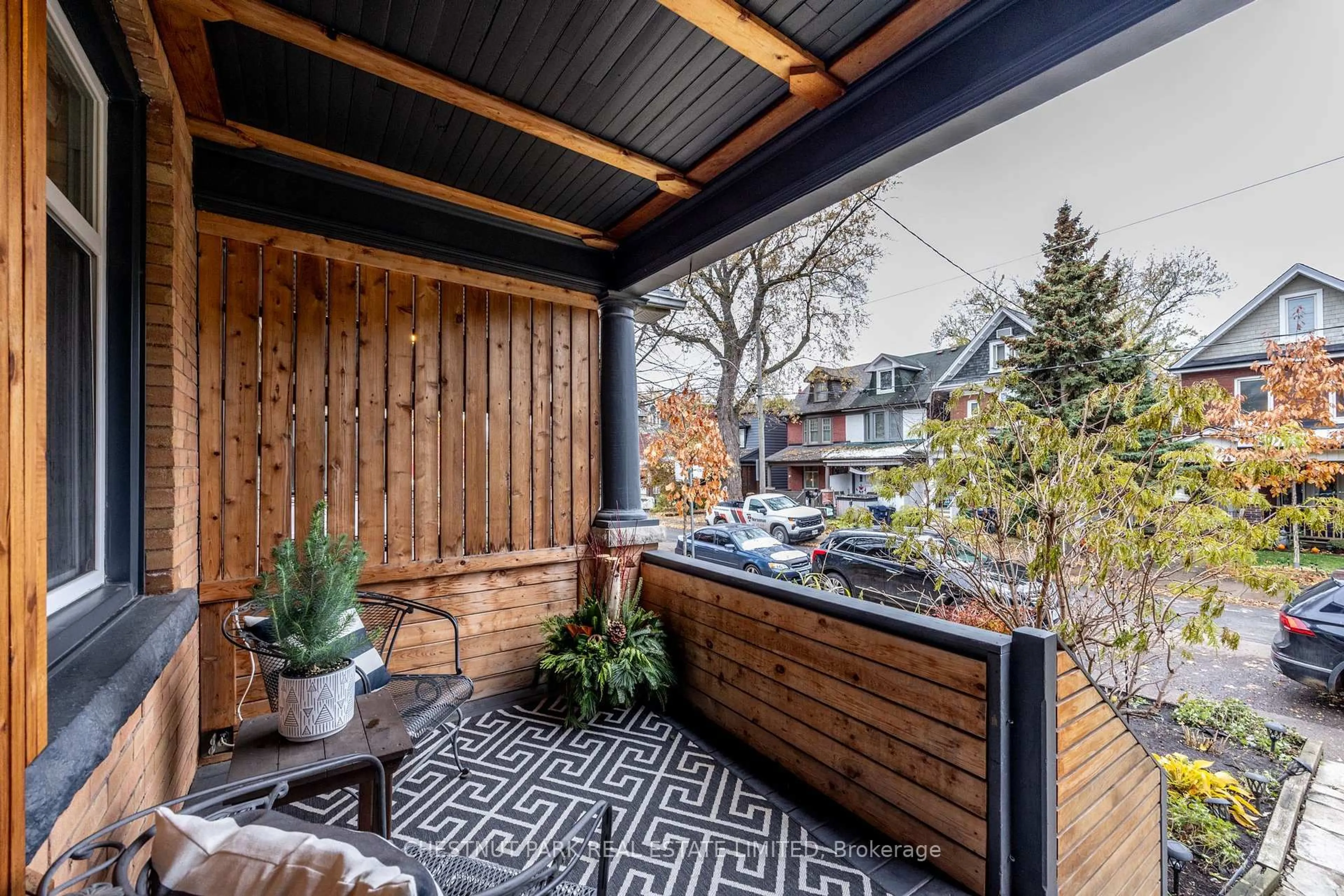 Patio, street for 115 Leslie St, Toronto Ontario M4M 3C6