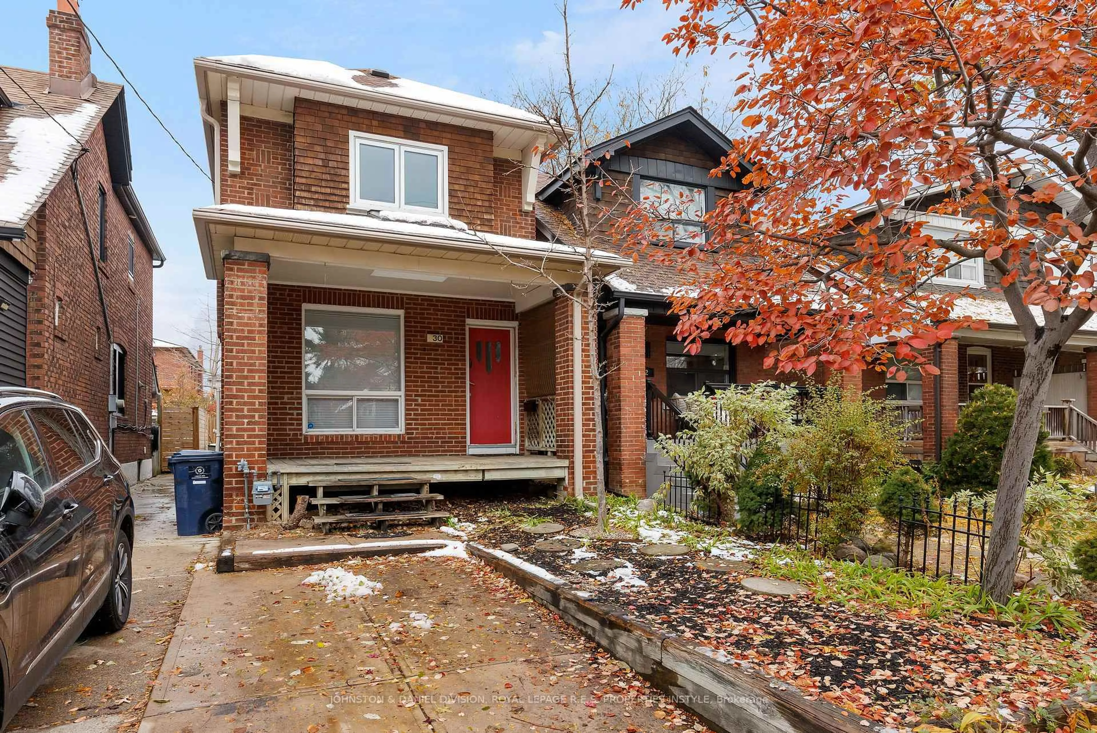 Home with brick exterior material, street for 30 Mortimer Ave, Toronto Ontario M4K 1Z8