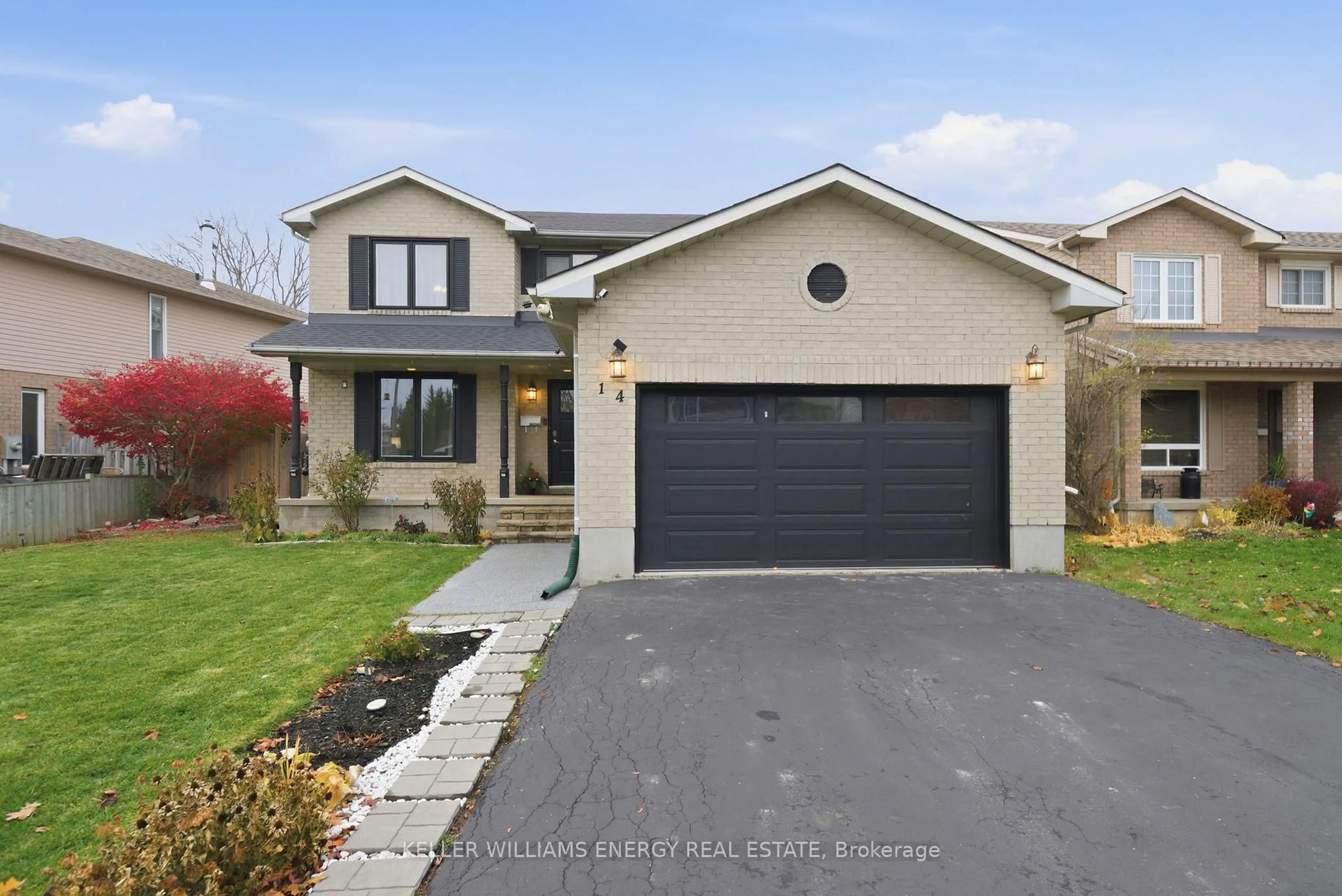 Home with vinyl exterior material, street for 14 Soper Creek Dr, Clarington Ontario L1C 4G1