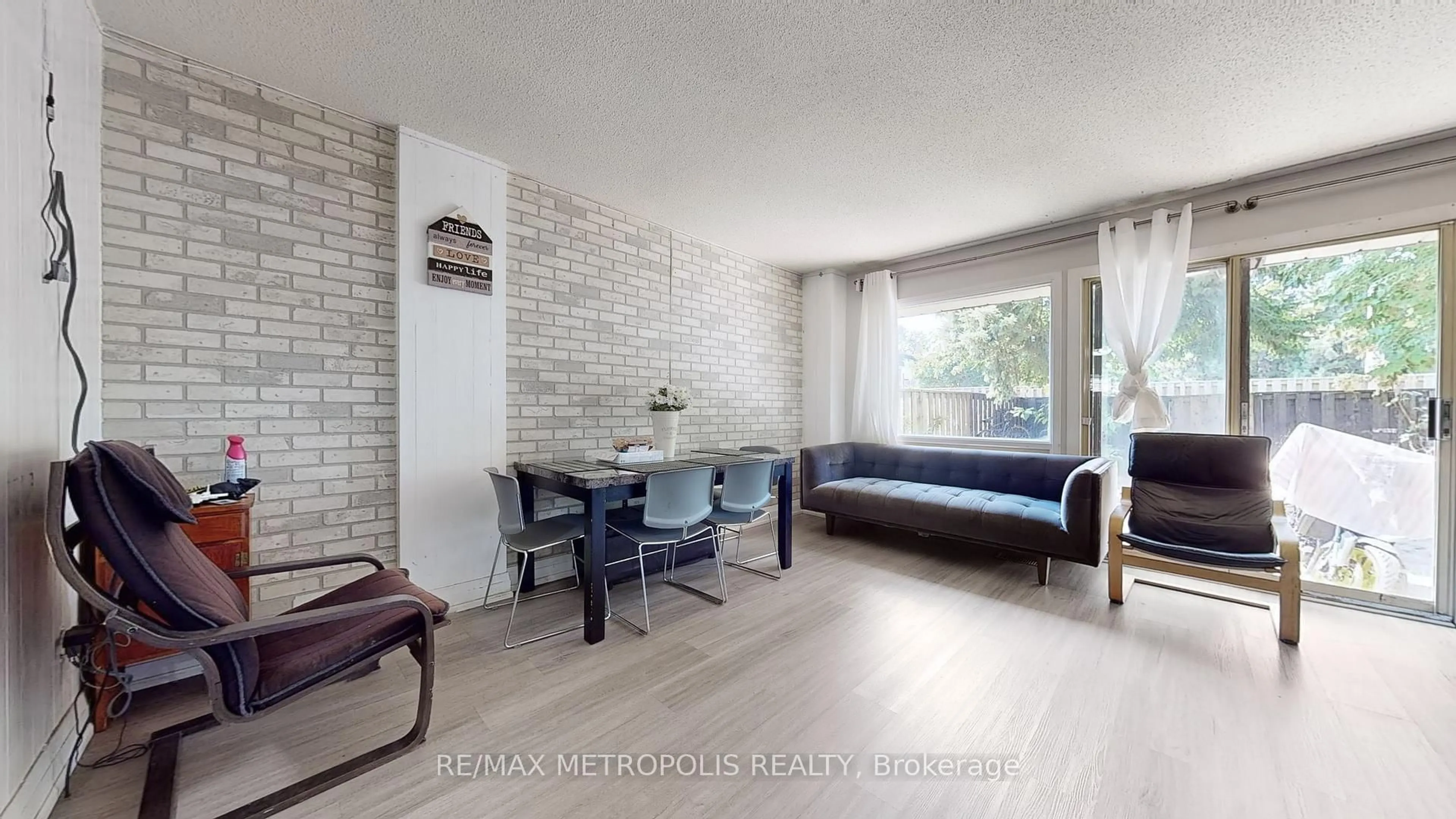 Living room with furniture, unknown for 11 Livonia Pl #18, Toronto Ontario M1E 4W5