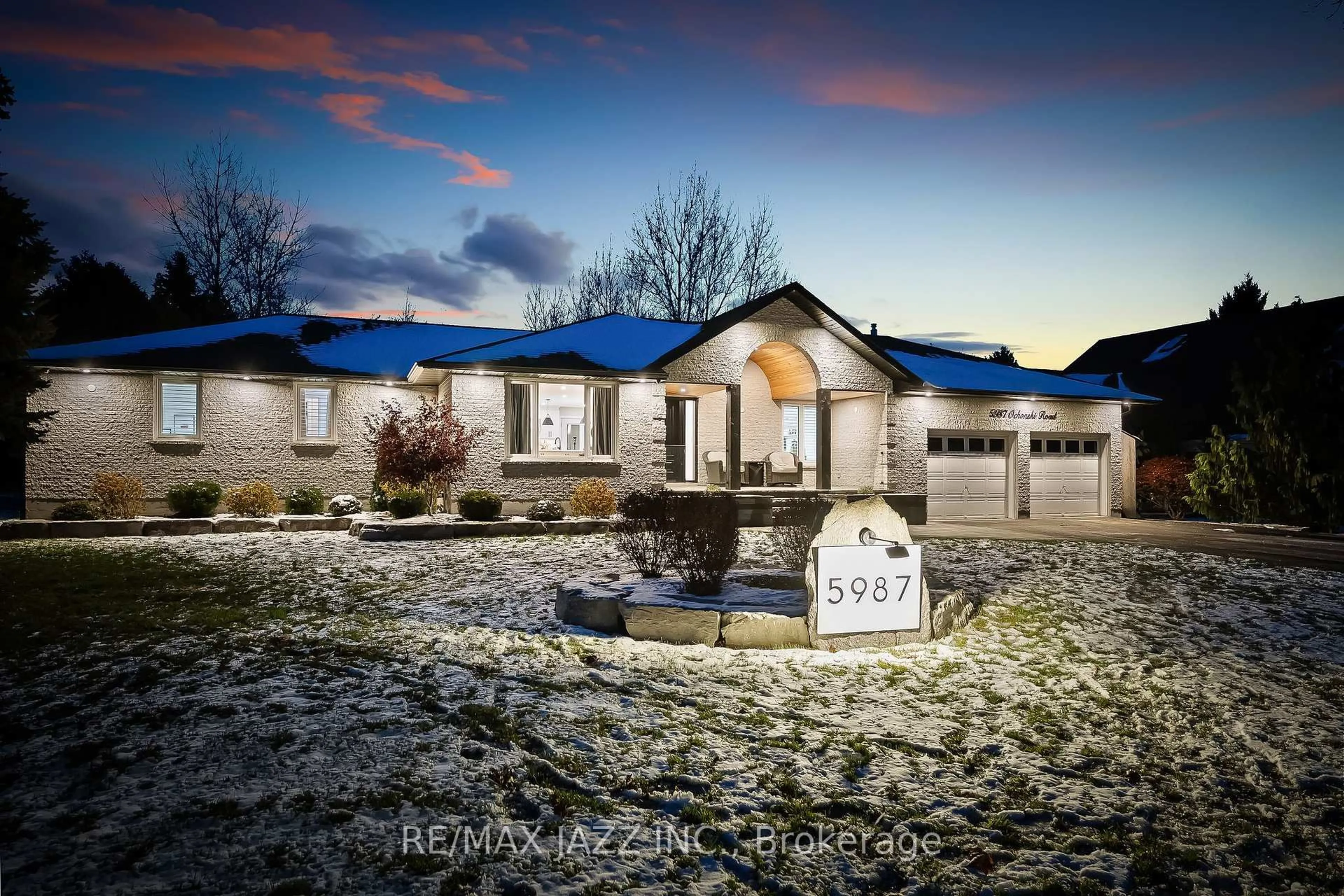 A pic from outside/outdoor area/front of a property/back of a property/a pic from drone, unknown for 5987 Ochonski Rd, Clarington Ontario L0B 1M0