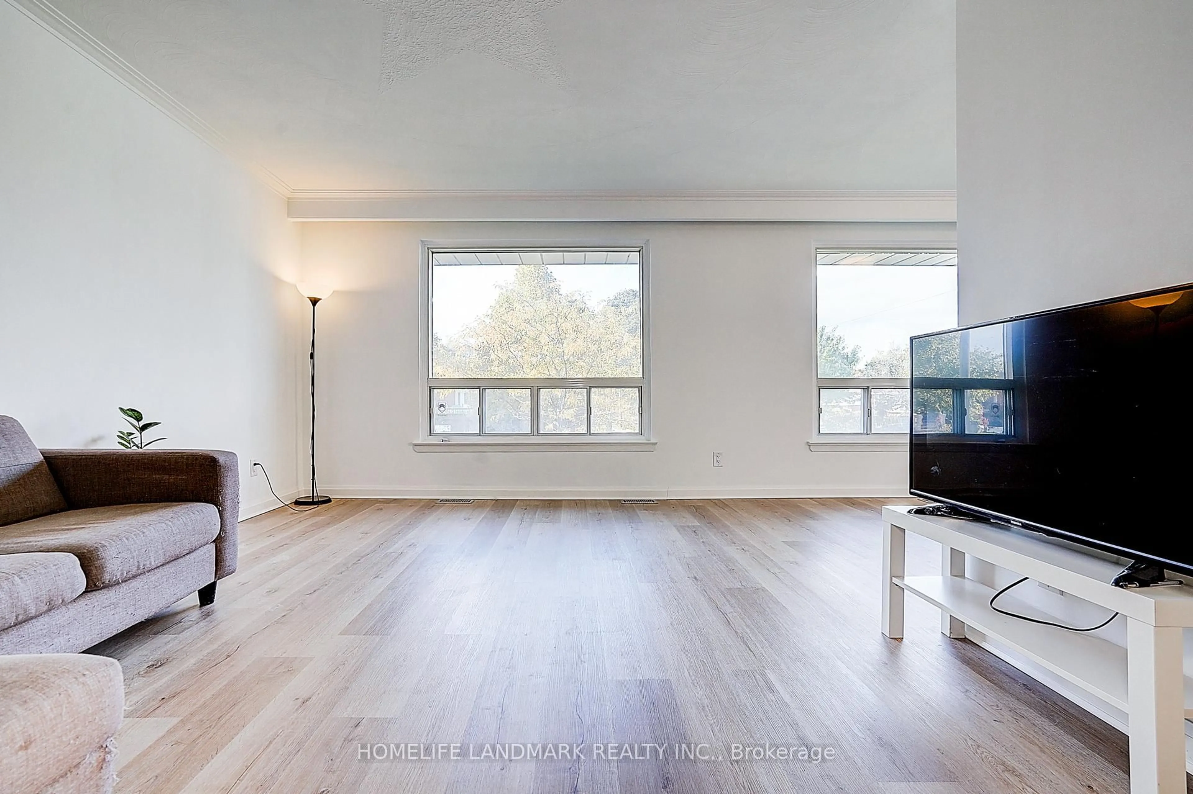 A pic of a room for 11 Doerr Rd, Toronto Ontario M1P 4M7