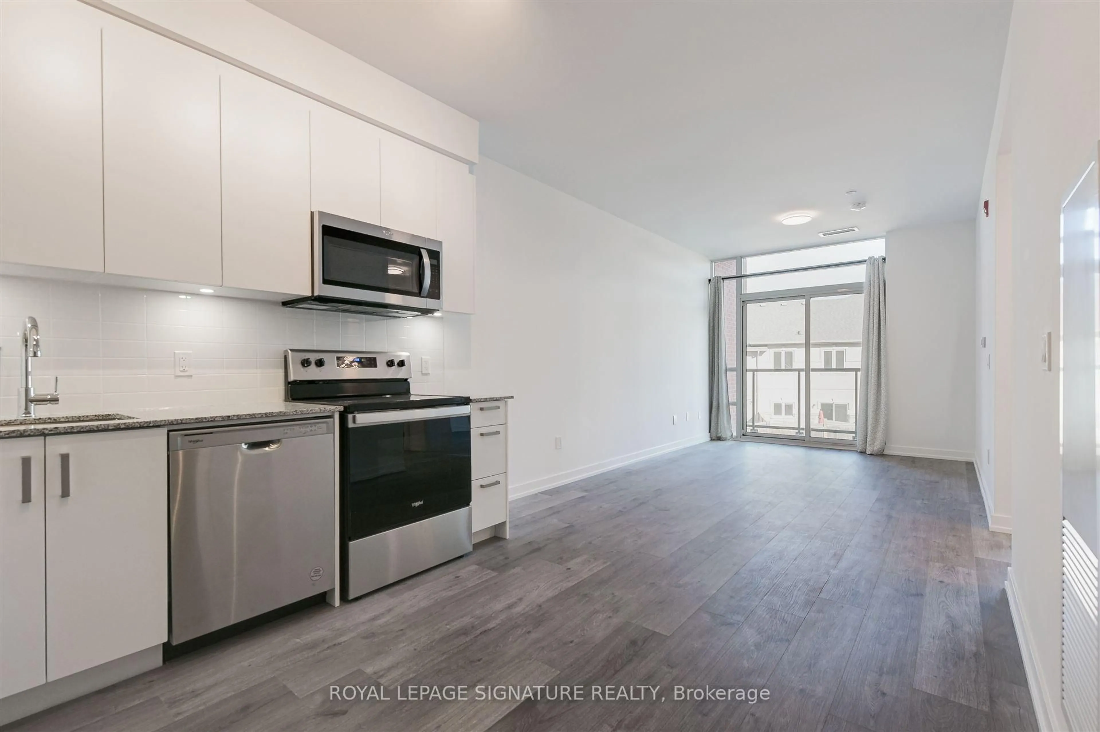 Unknown for 1010 Dundas St #220, Whitby Ontario L1N 2K2