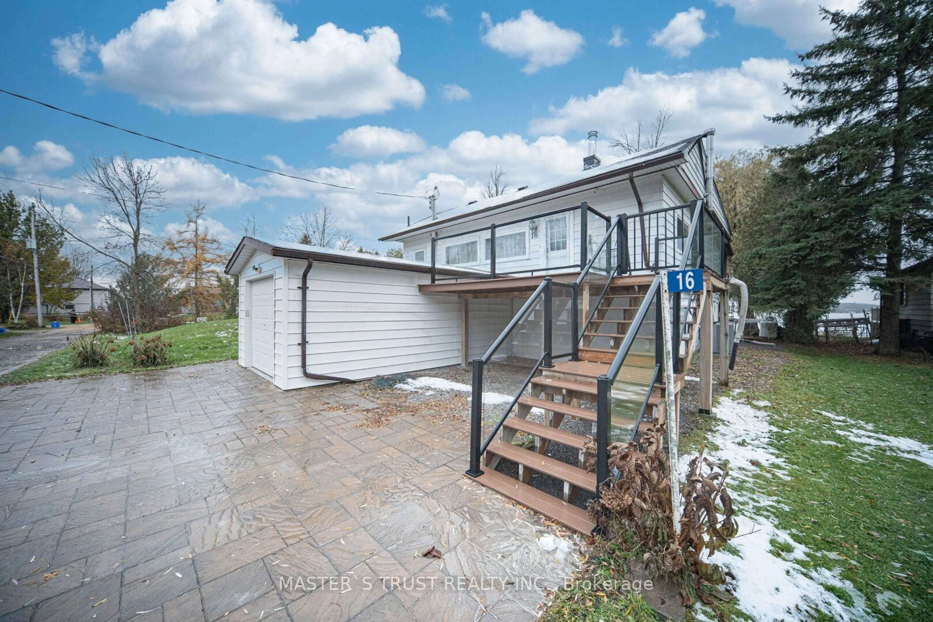 A pic from outside/outdoor area/front of a property/back of a property/a pic from drone, street for 16 Birch Island Rd, Scugog Ontario L0B 1K0
