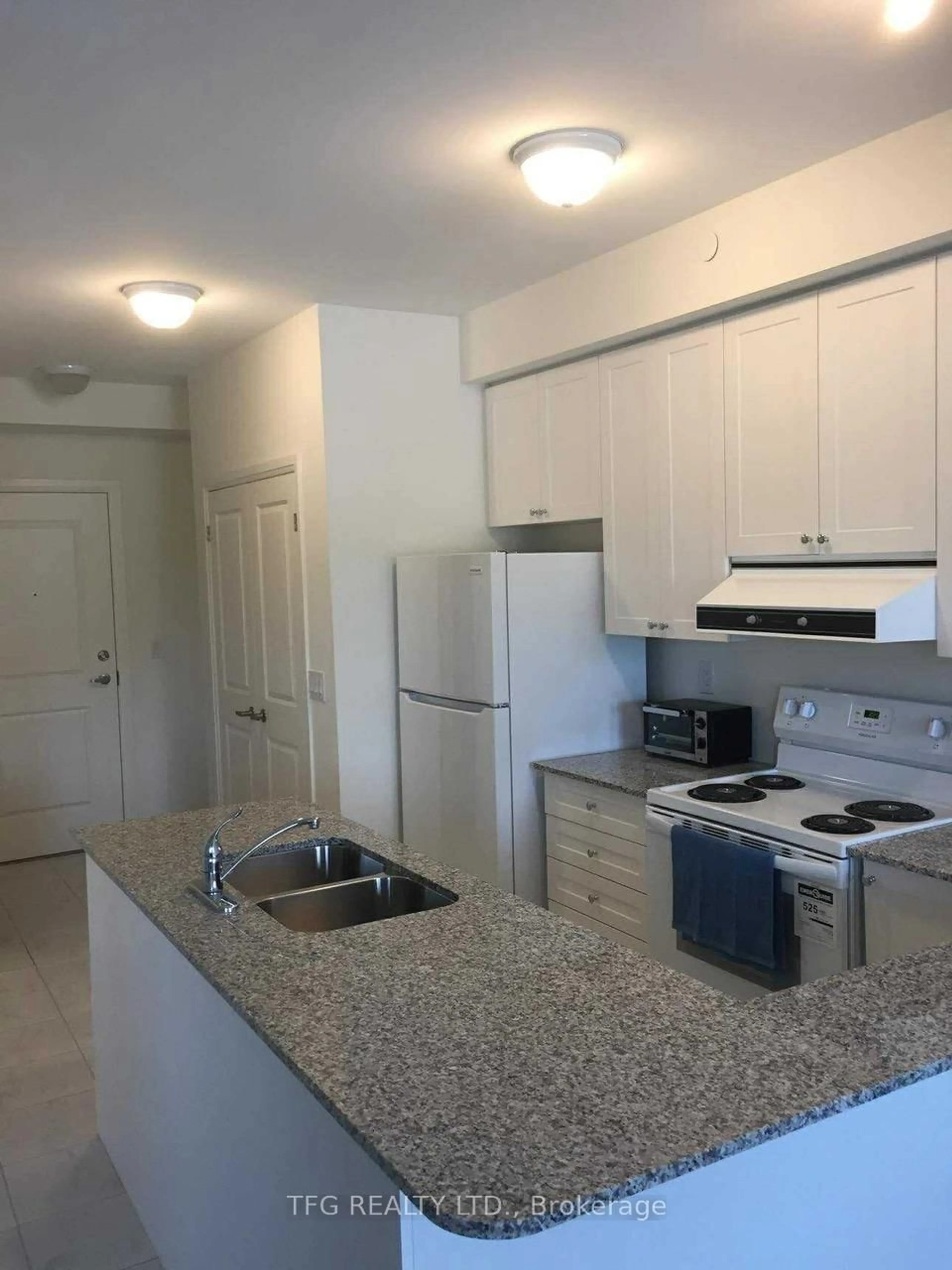 Standard kitchen, unknown for 70 Shipway Dr #110, Clarington Ontario L1B 0V7