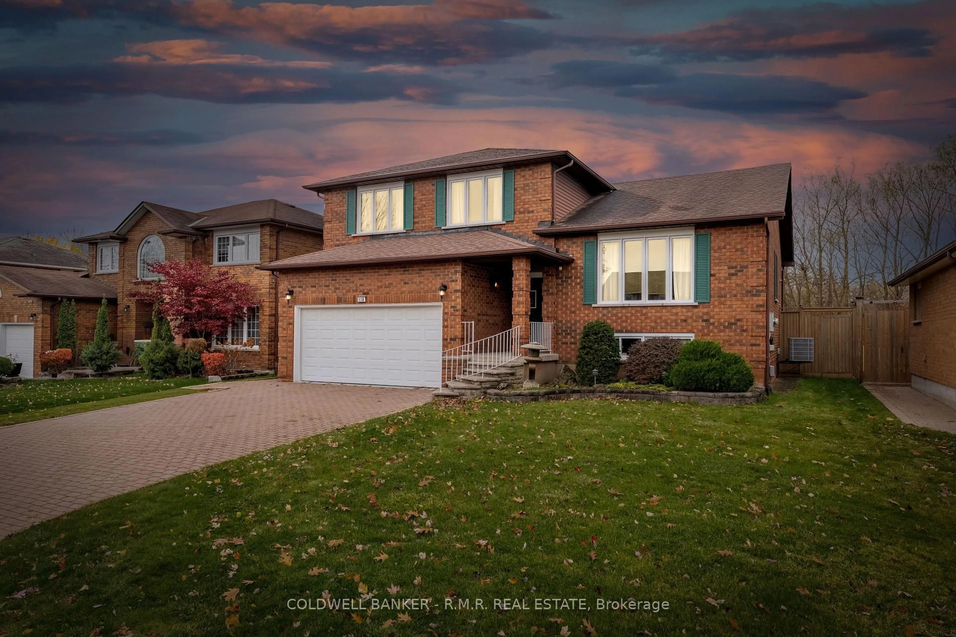 Home with brick exterior material, street for 118 Waverly St, Oshawa Ontario L1J 8G5