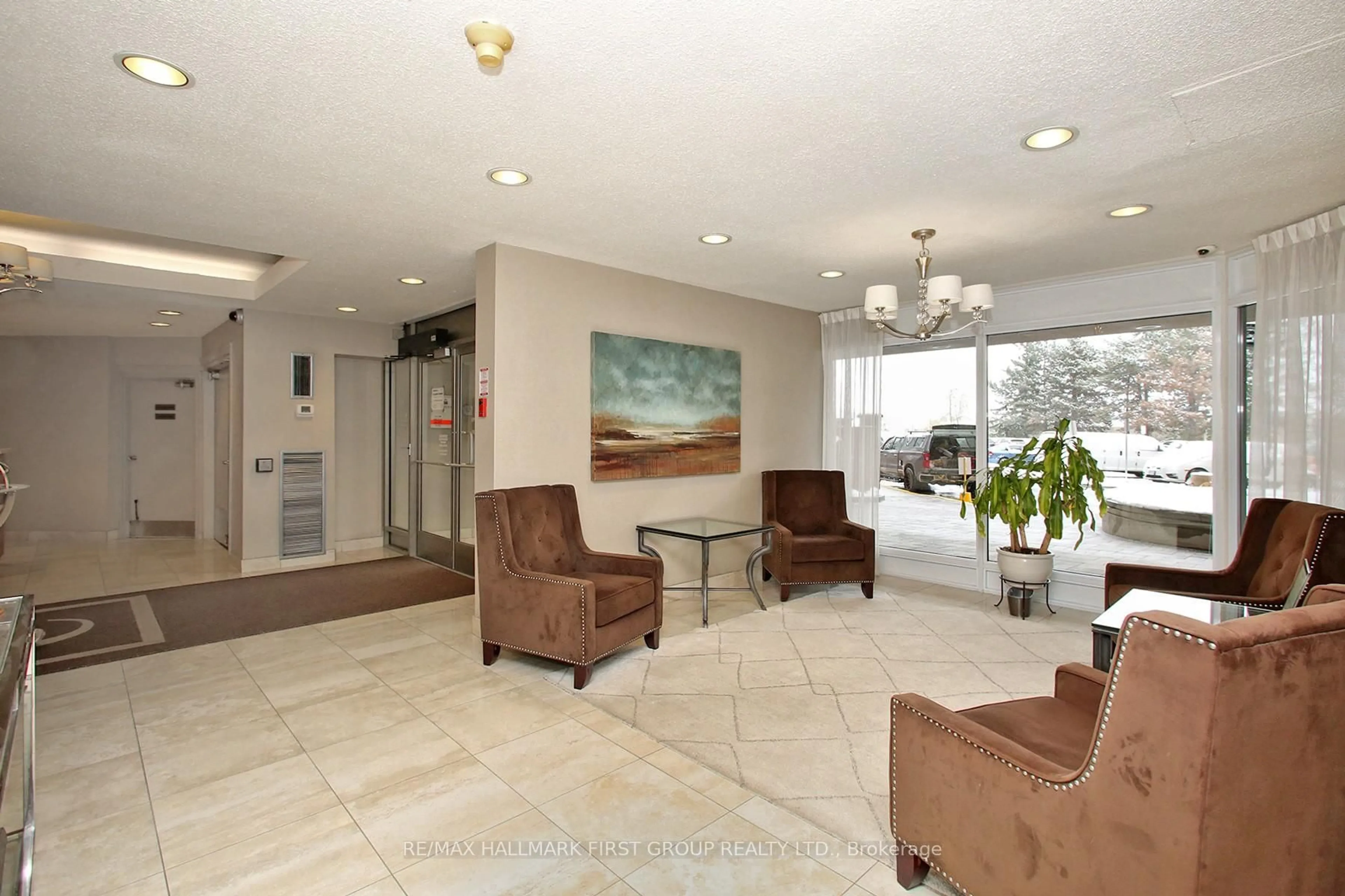 Lobby for 20 Dean Park Rd #402, Toronto Ontario M1B 3G9