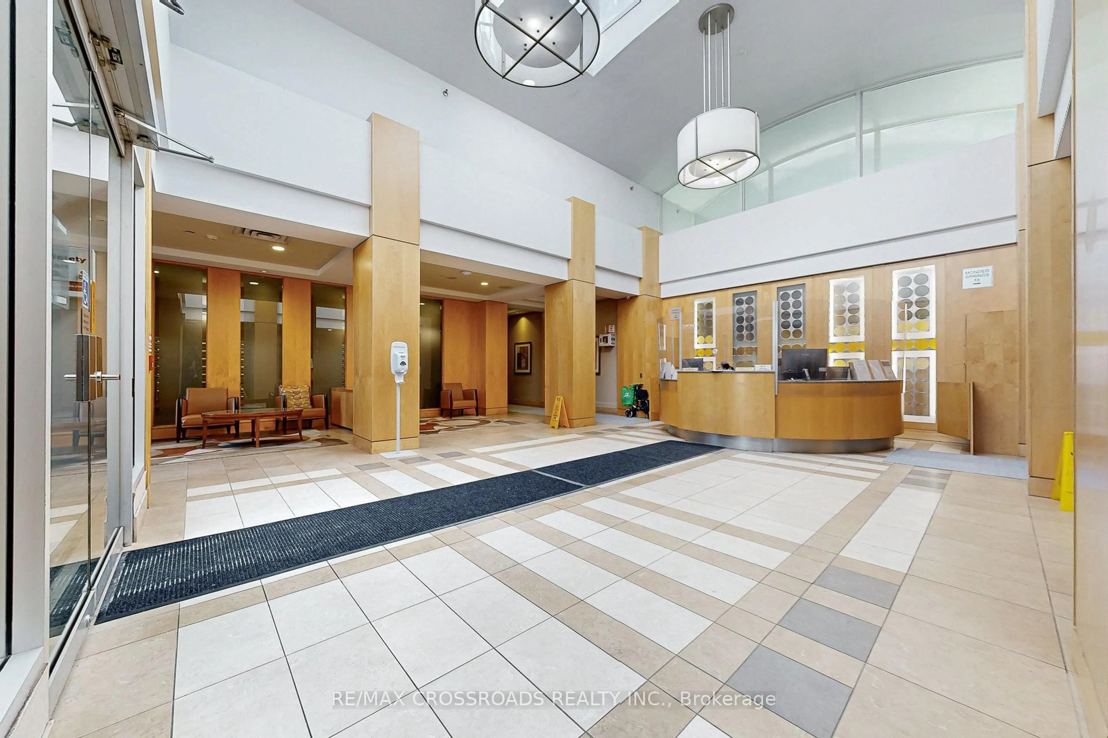 Lobby for 8 Mondeo Dr #512, Toronto Ontario M1P 5C7
