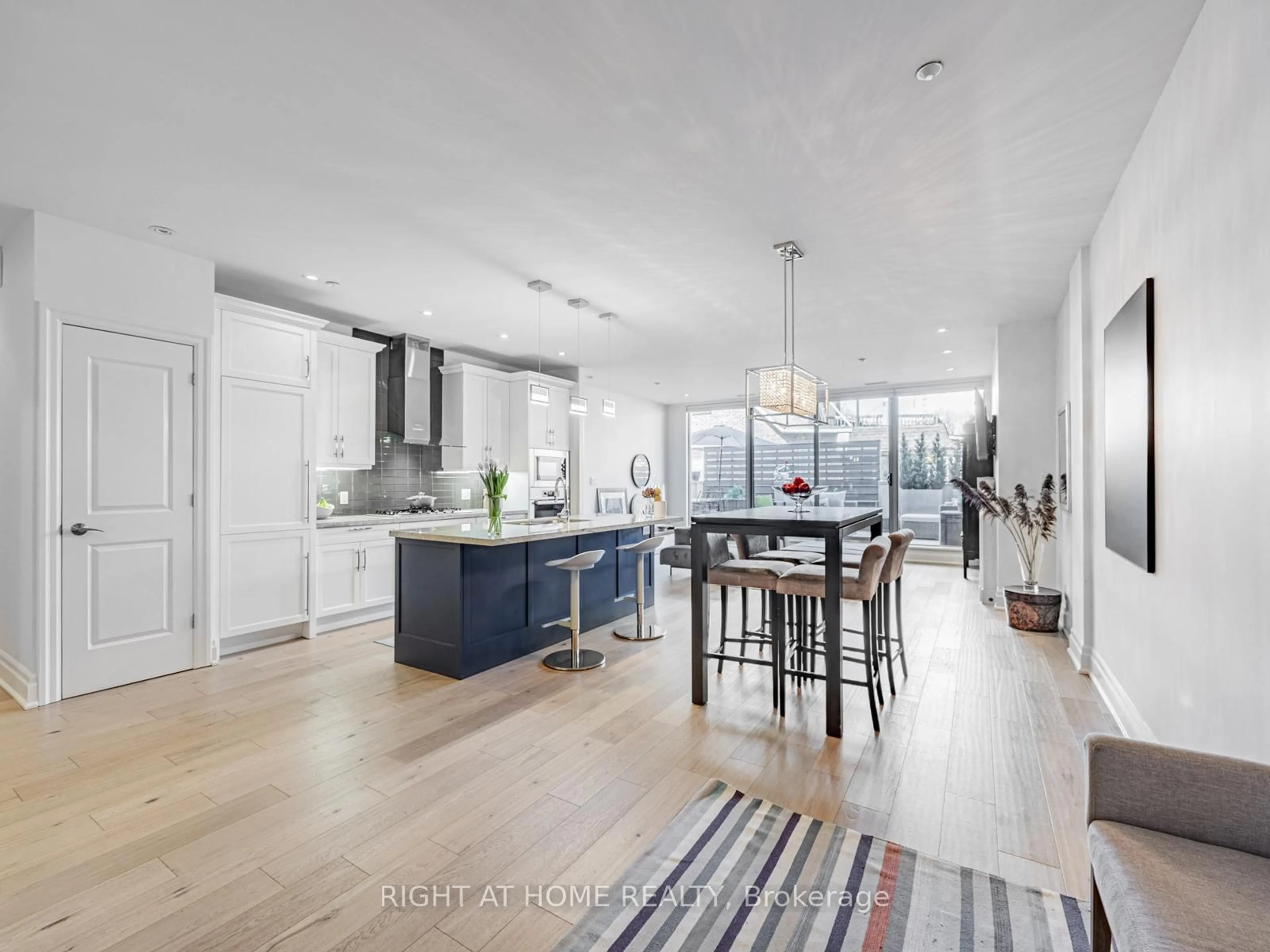 Open concept kitchen, unknown for 1 Rainsford Rd #207, Toronto Ontario M4L 3N5