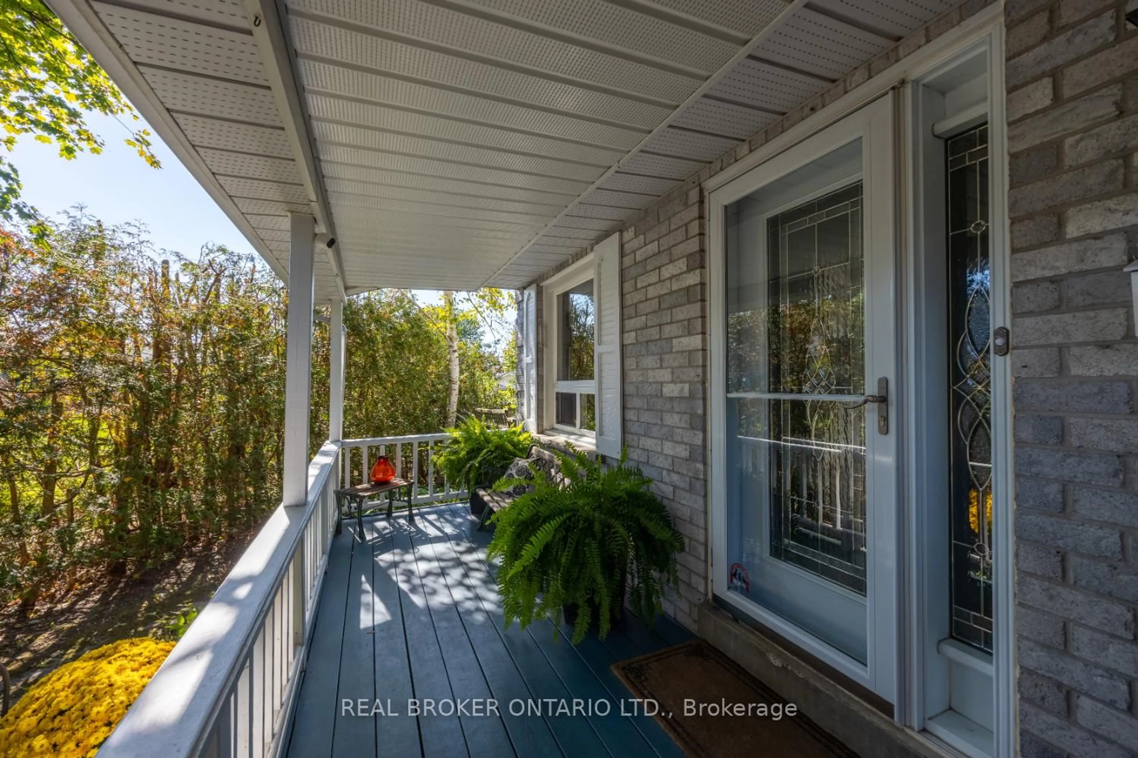 Patio, water/lake/river/ocean view for 6 Andrew Crt, Clarington Ontario L1B 1J5