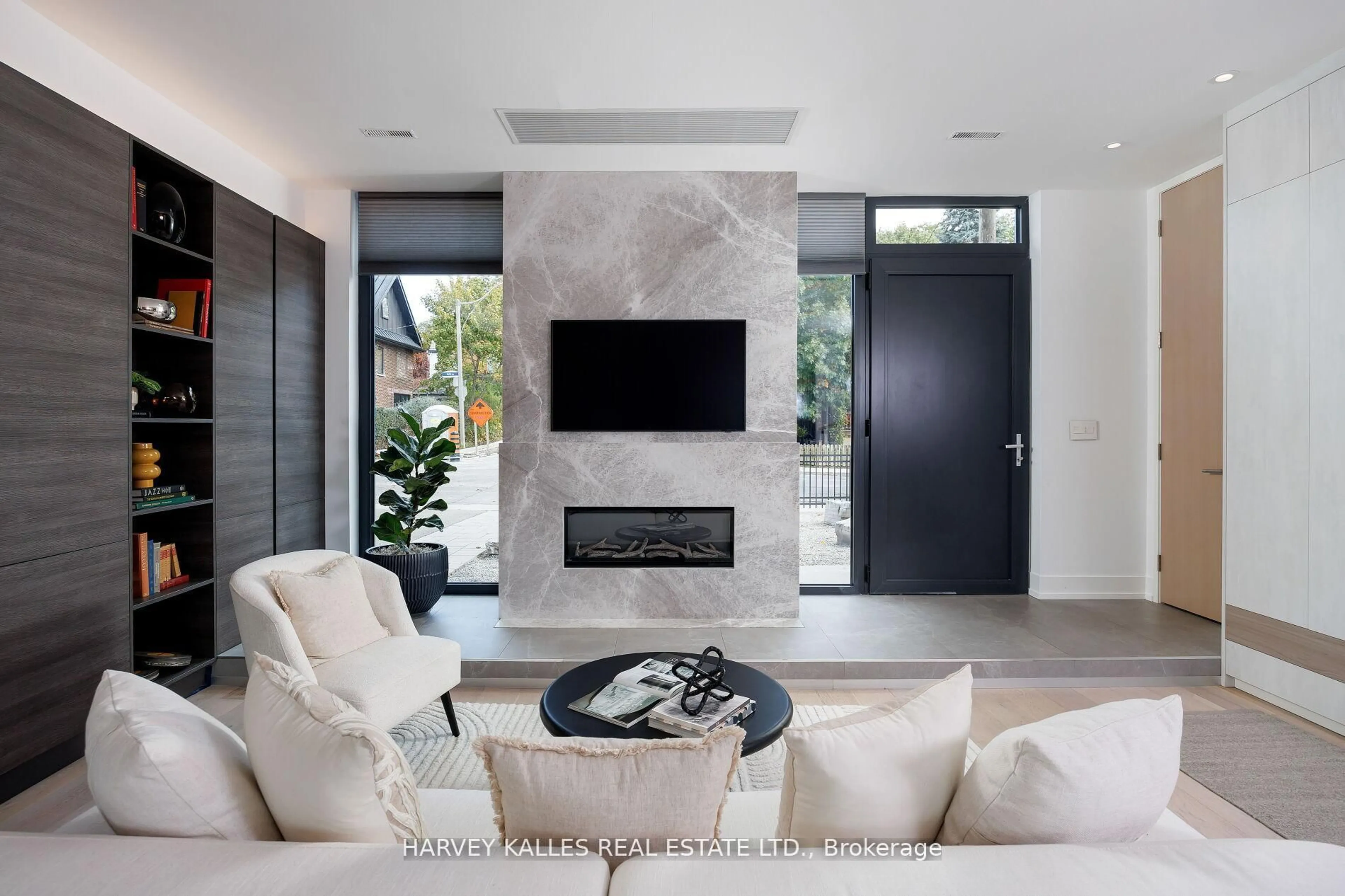 Living room with furniture, unknown for 60 Hiltz Ave, Toronto Ontario M4L 2N5