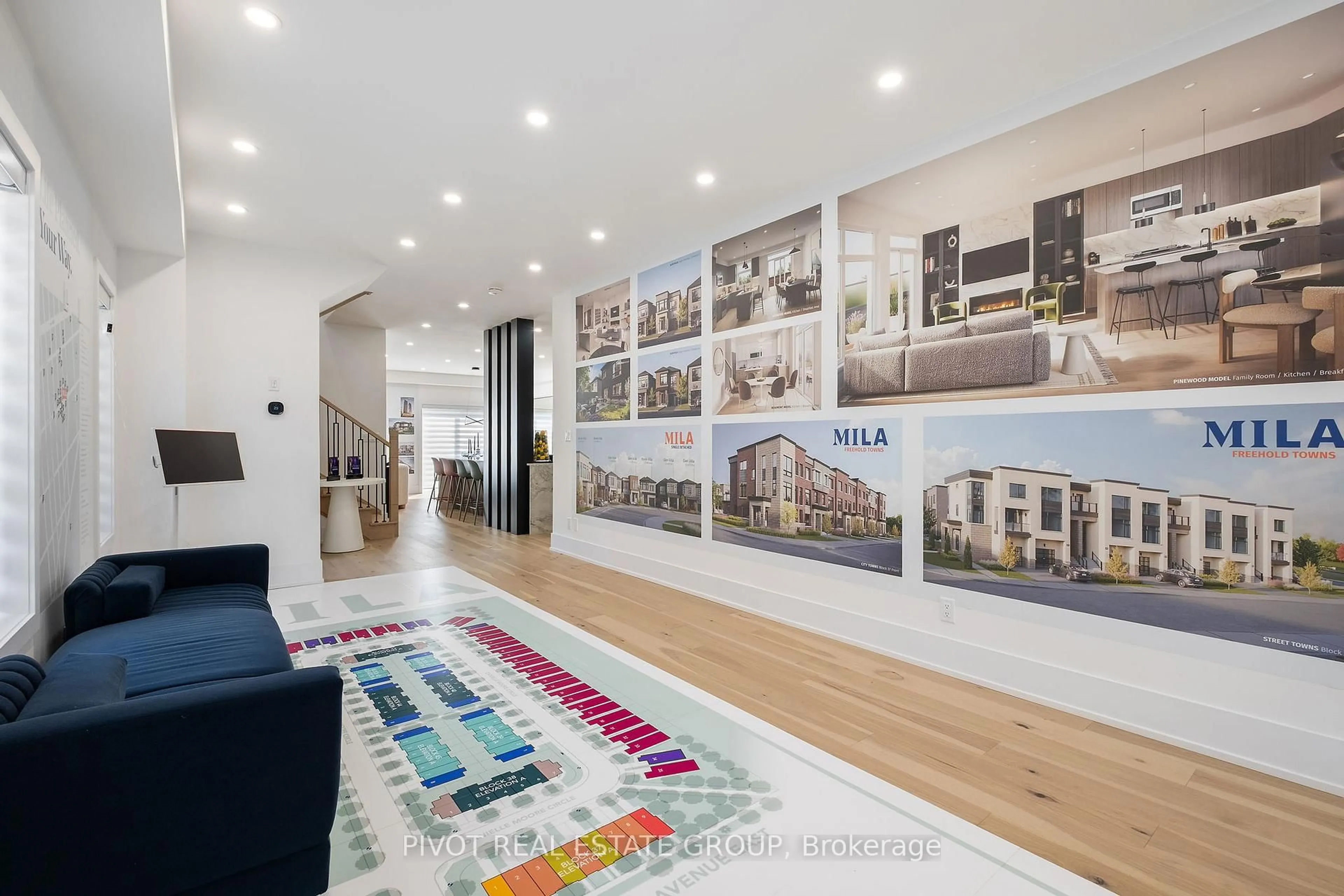 Indoor foyer for 25 Liam Foudy Crt, Toronto Ontario M1P 0G3