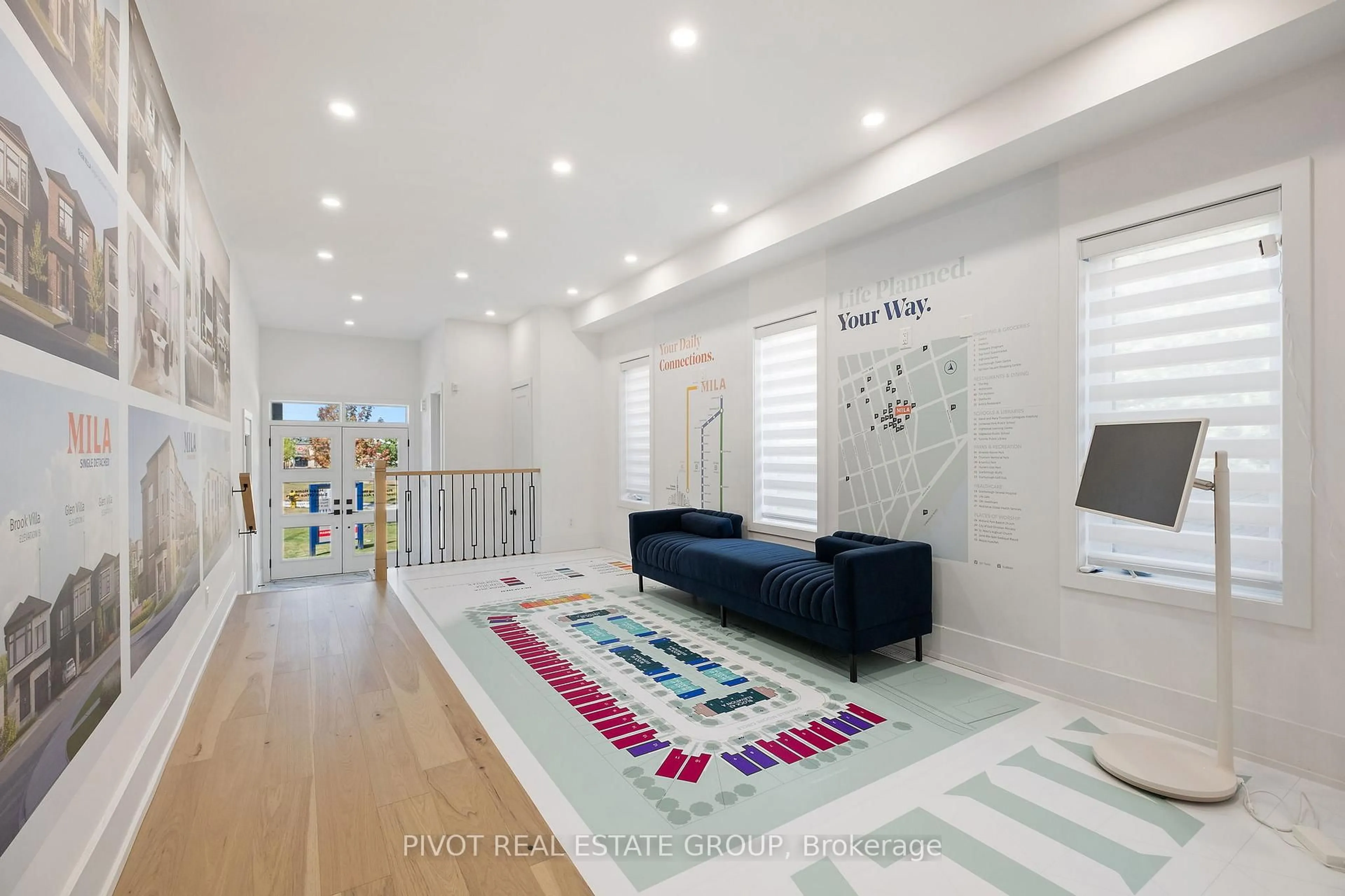 Indoor entryway for 25 Liam Foudy Crt, Toronto Ontario M1P 0G3