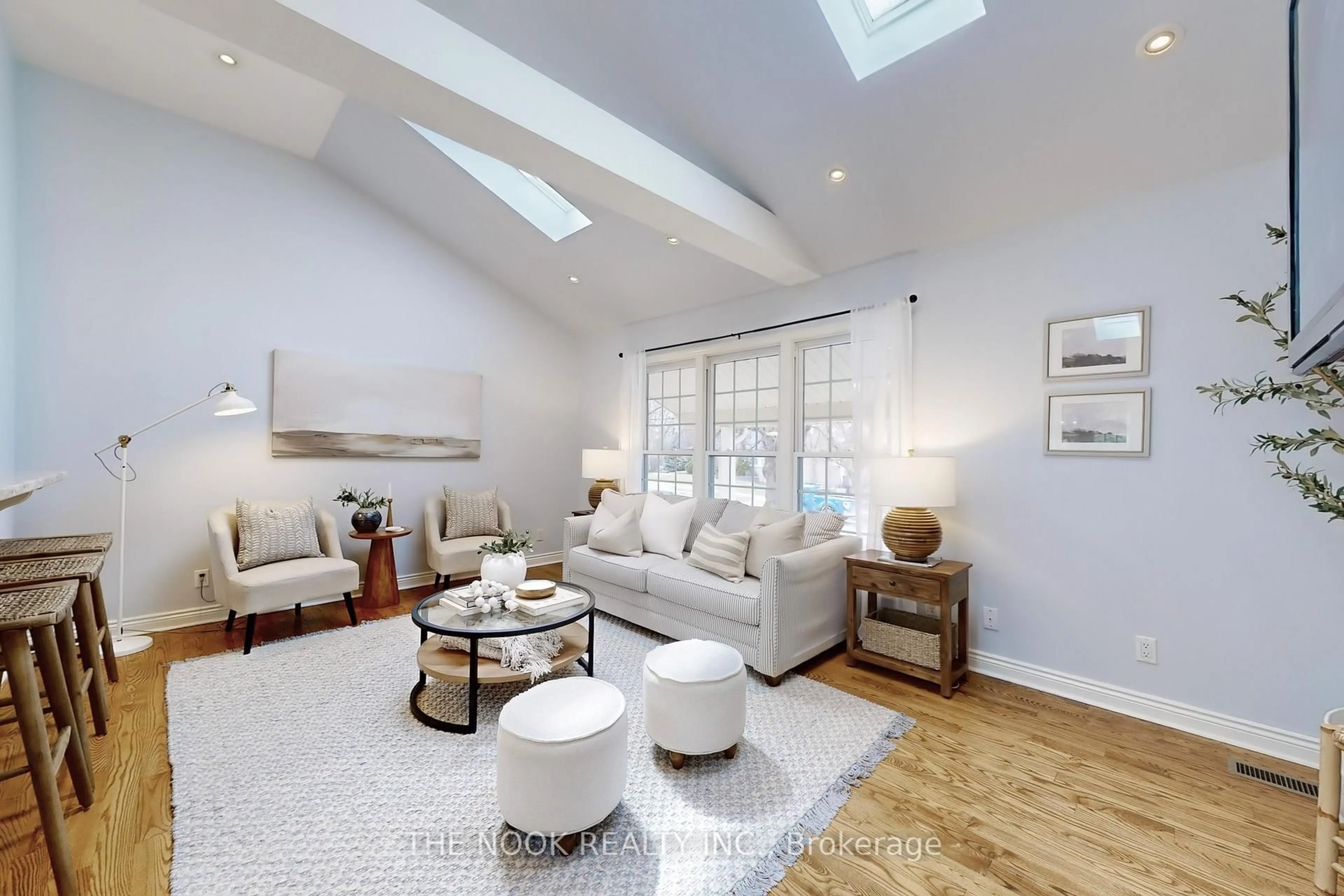 Living room with furniture, unknown for 15217 Old Simcoe St, Scugog Ontario L9L 1L1