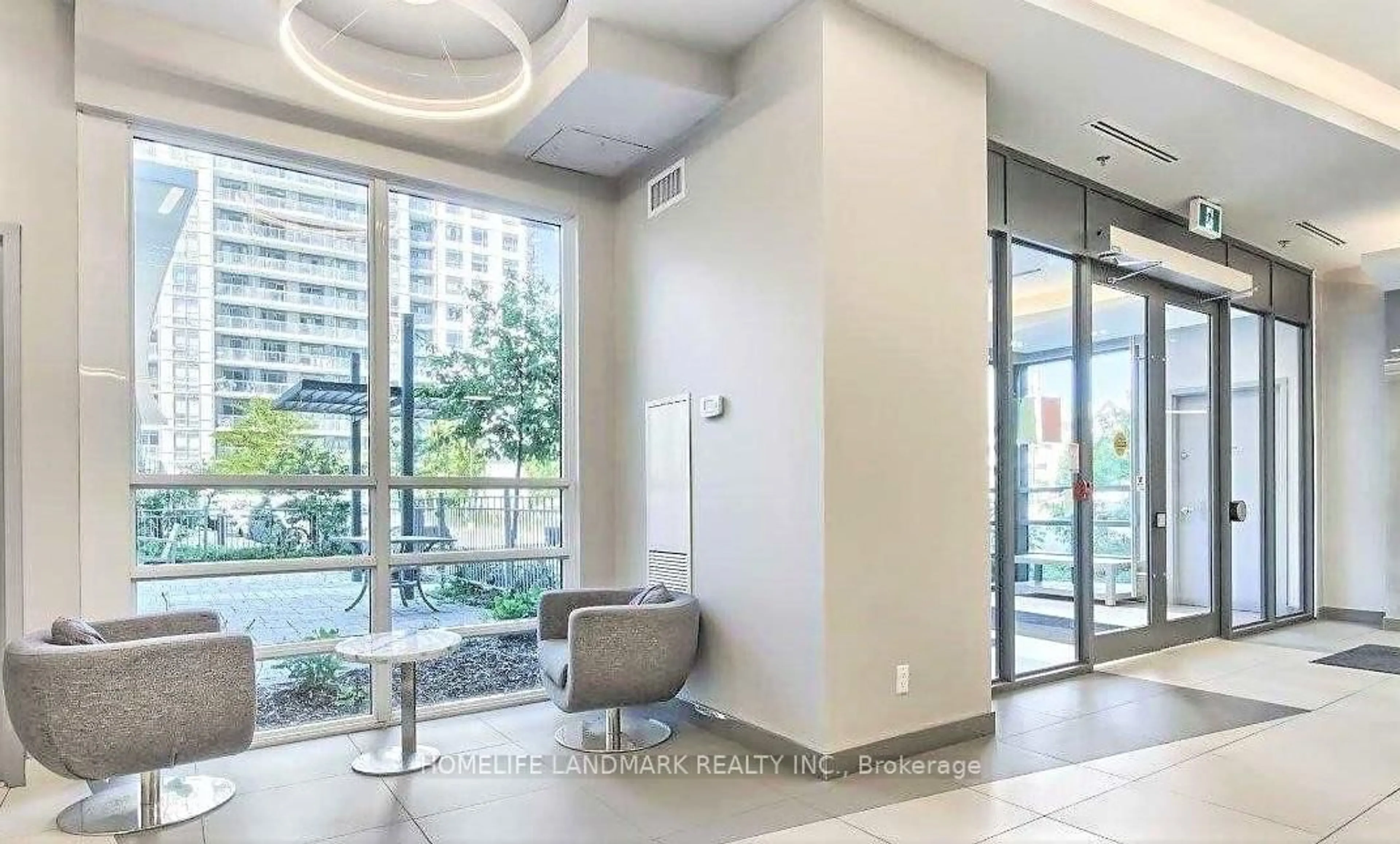Indoor foyer for 195 Bonis Ave #1809, Toronto Ontario M1T 0A5