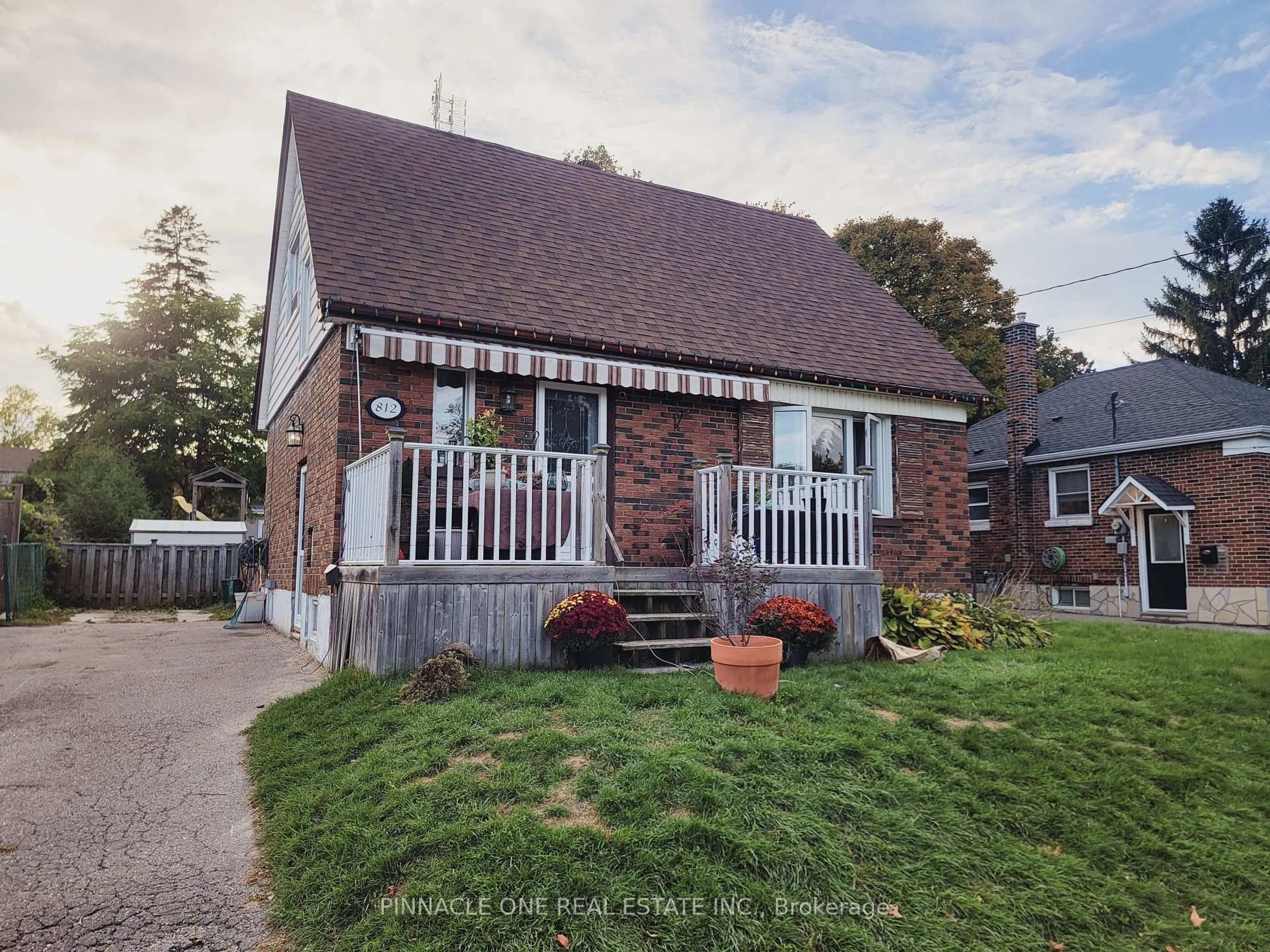 Home with brick exterior material, street for 812 Grierson St, Oshawa Ontario L1G 5J9