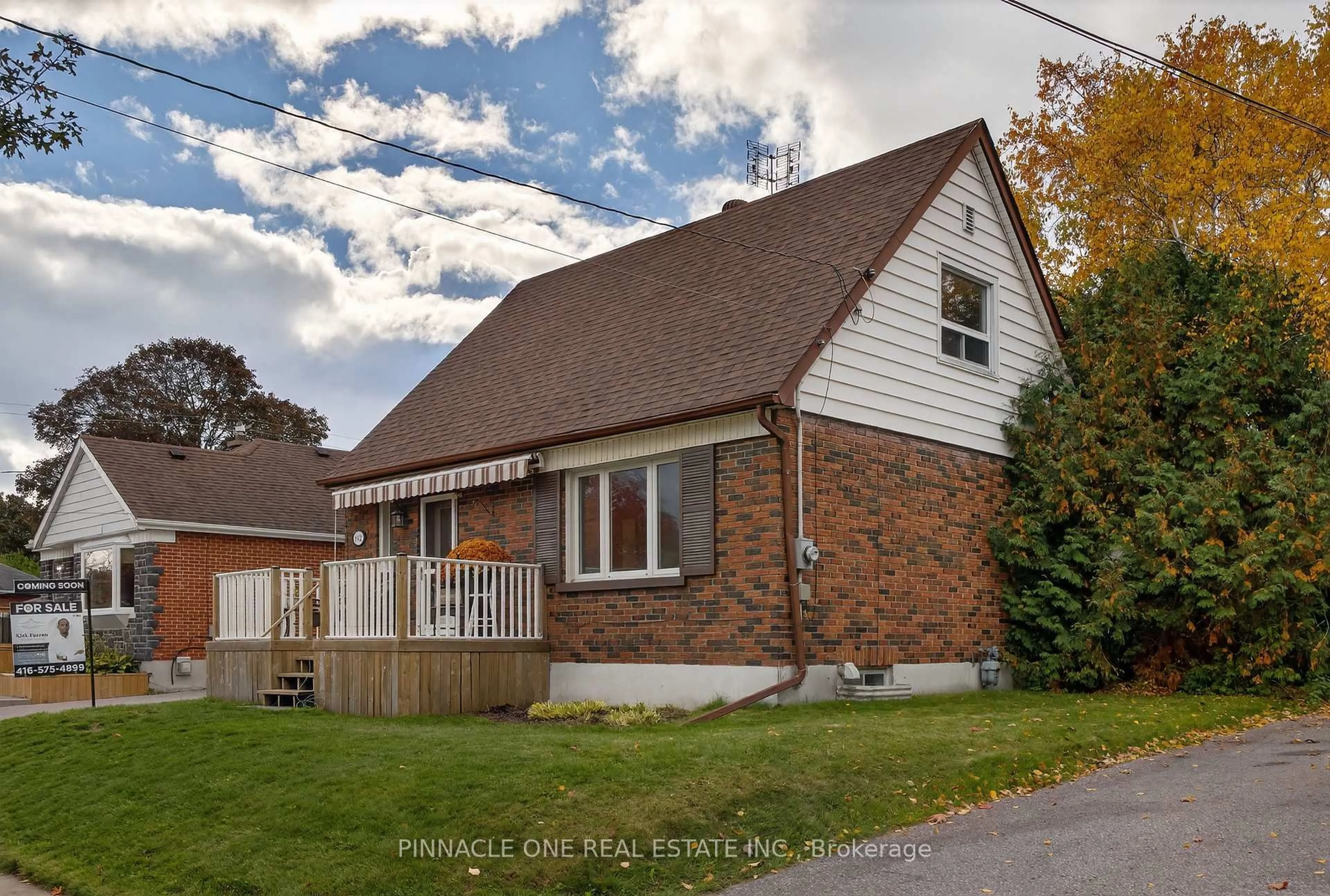 Unknown for 812 Grierson St, Oshawa Ontario L1G 5J9