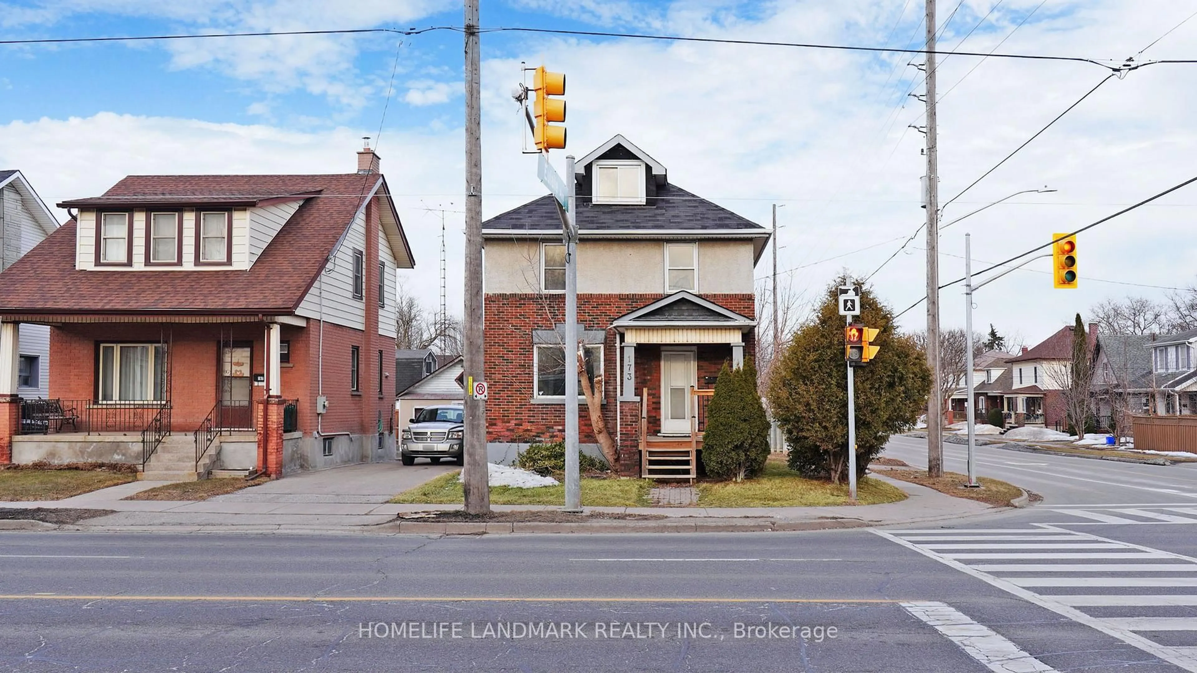 Home with brick exterior material, street for 173 Ritson Rd, Oshawa Ontario L1H 5H4