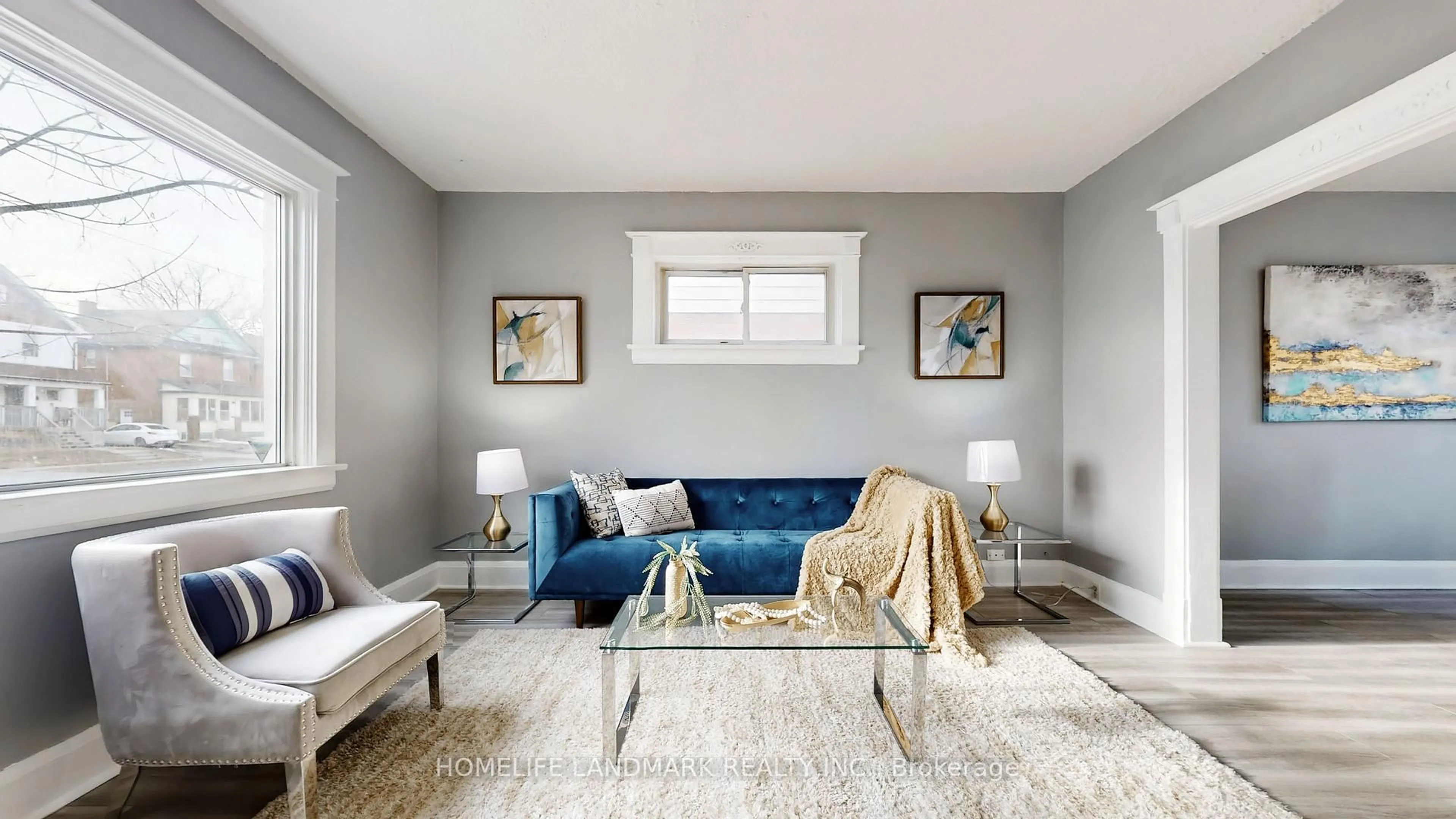 Living room with furniture, unknown for 173 Ritson Rd, Oshawa Ontario L1H 5H4