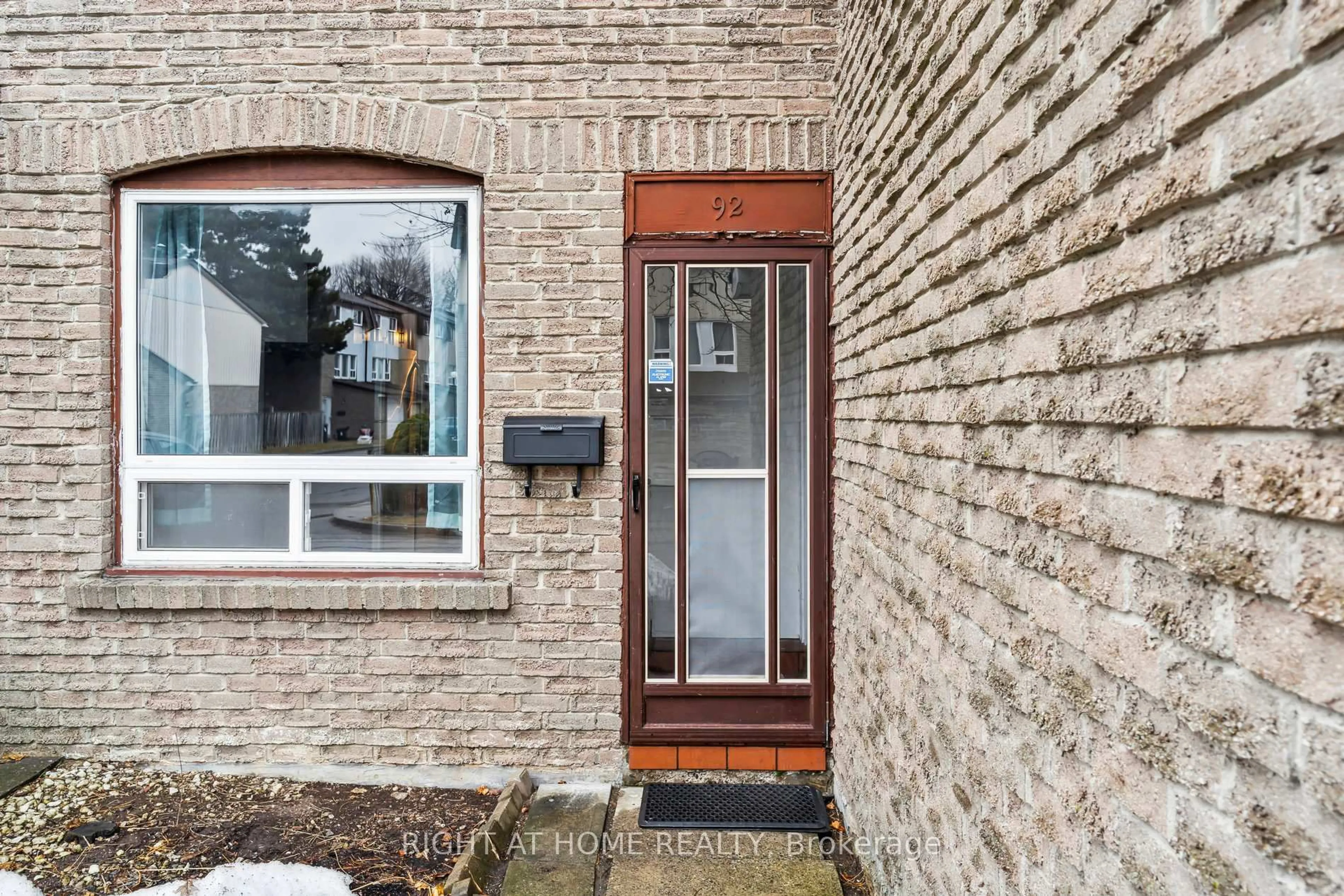 Home with brick exterior material, street for 44 Chester Le Blvd #92, Toronto Ontario M1W 2M8