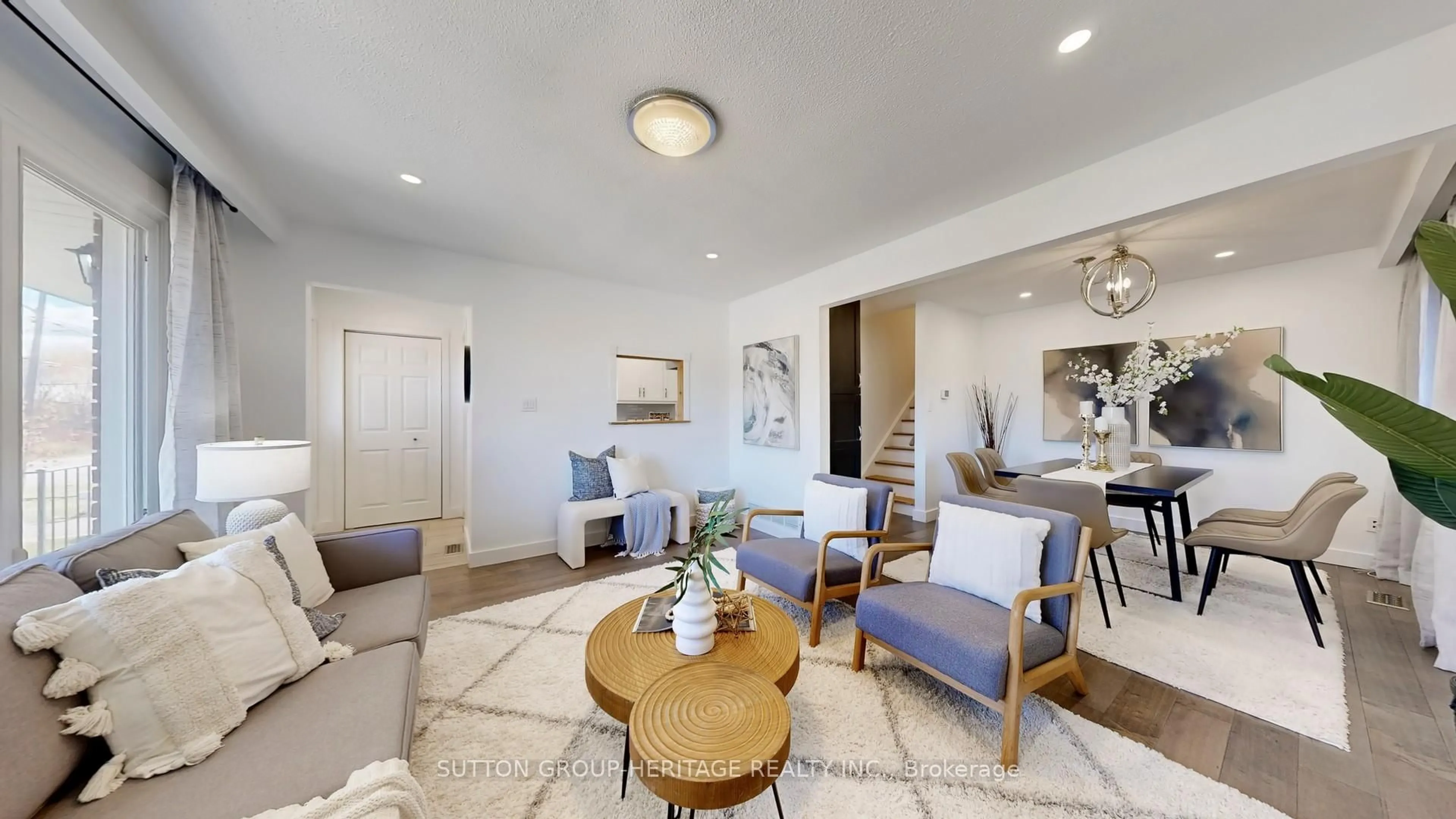 Living room with furniture, ceramic/tile floor for 584 Westshore Blvd, Pickering Ontario L1W 2T7